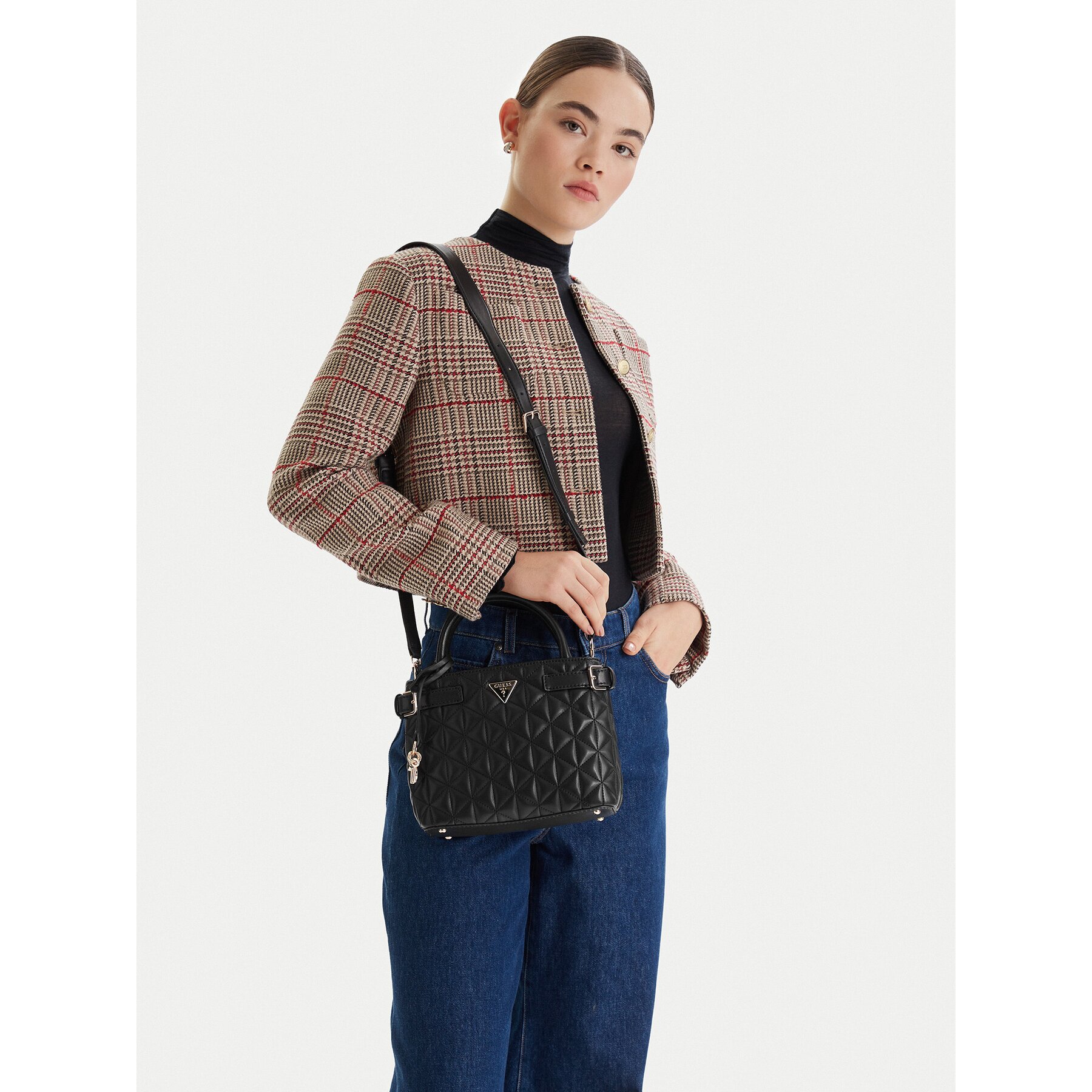 Guess Дамска чанта Paisleigh HWQG98 83050