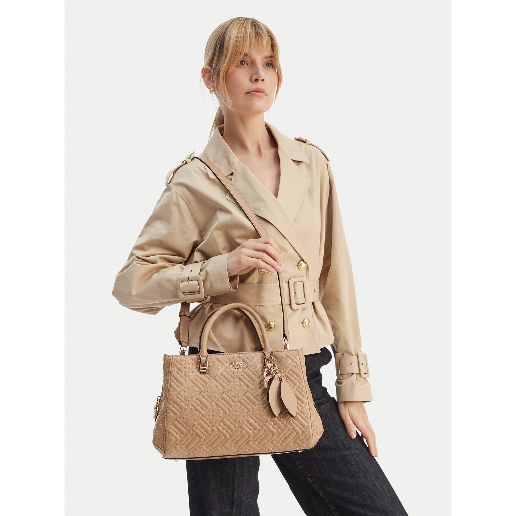 Guess Дамска чанта Sally HWQG99 21060