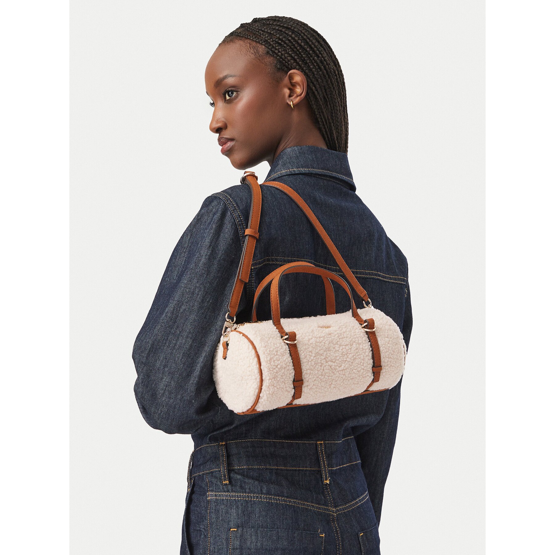 Guess Дамска чанта Taylor Mini HWWS23 25760
