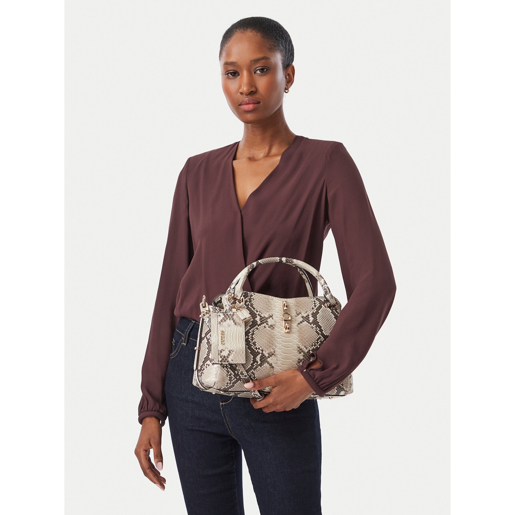 Guess Дамска чанта Yvonne HWKG23 29060