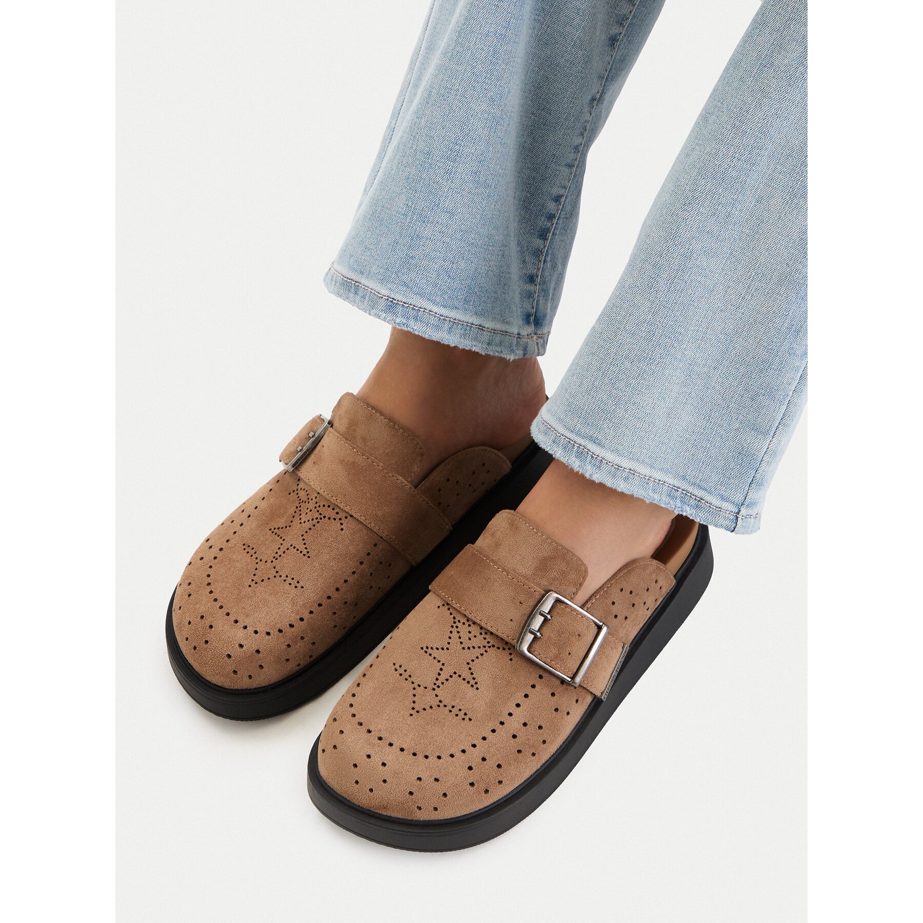 Guess Jeans Чехли EO-HY2T709-3