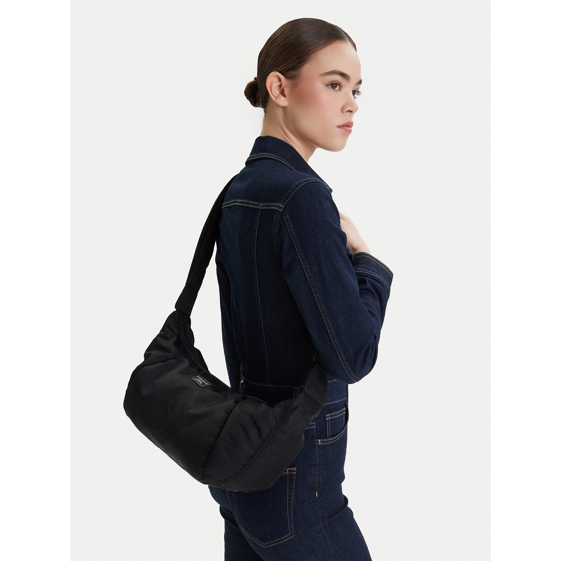 Guess Jeans Дамска чанта W6RZ15 WK512