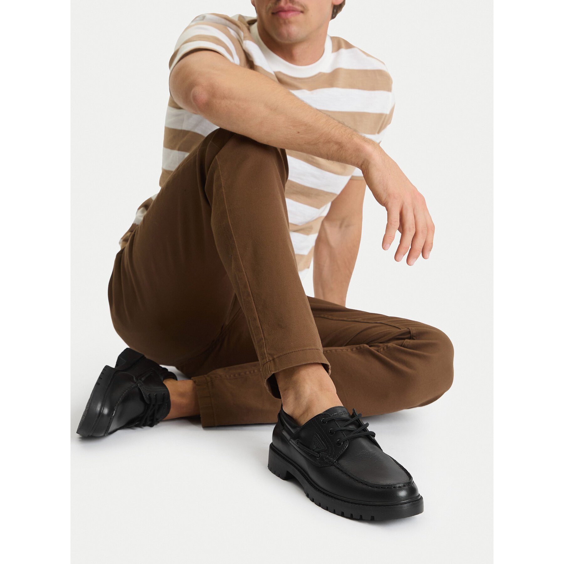 Guess Jeans Обувки CWBEO-FOX-01 MI08