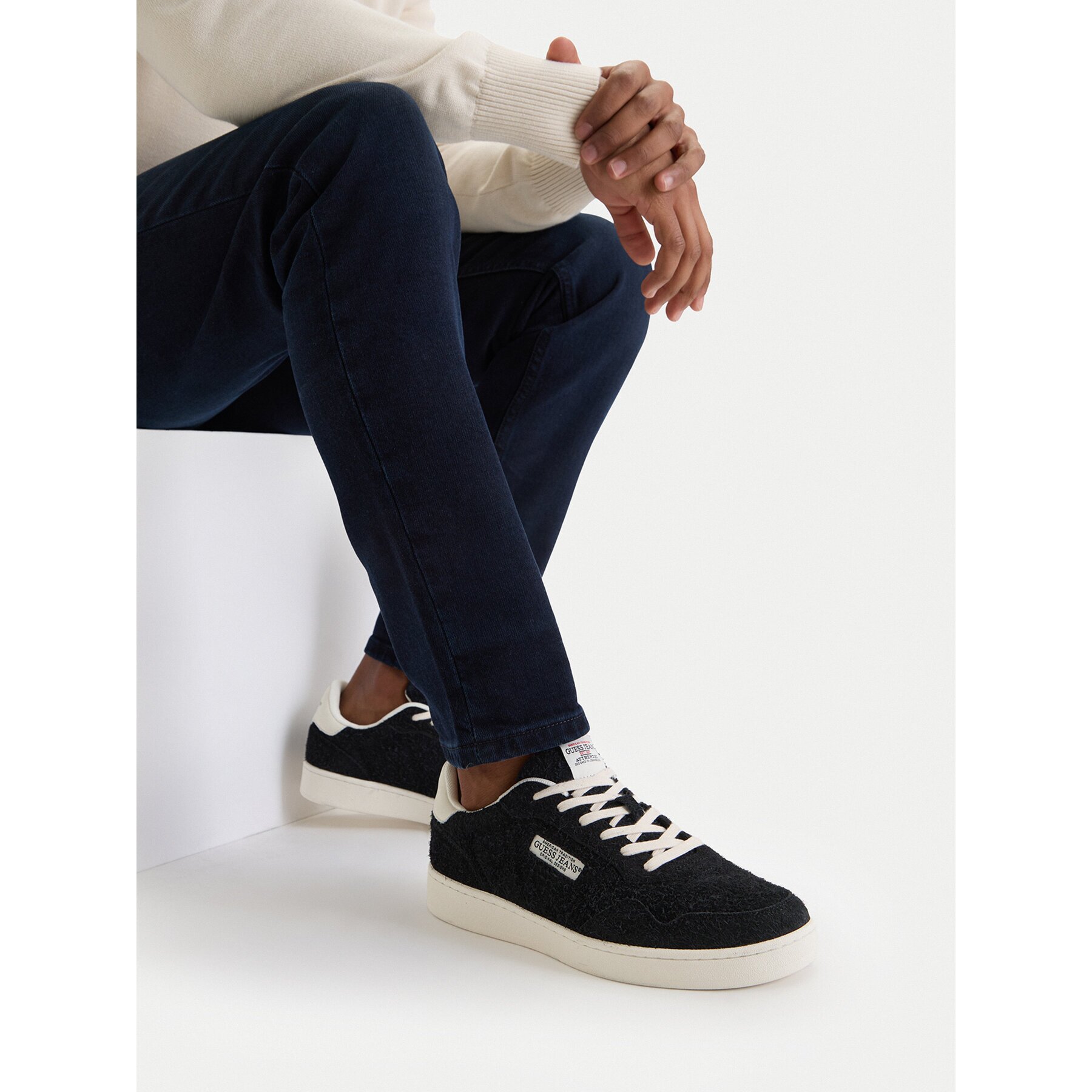 Guess Jeans Сникърси EO-LUNARI-02 WE