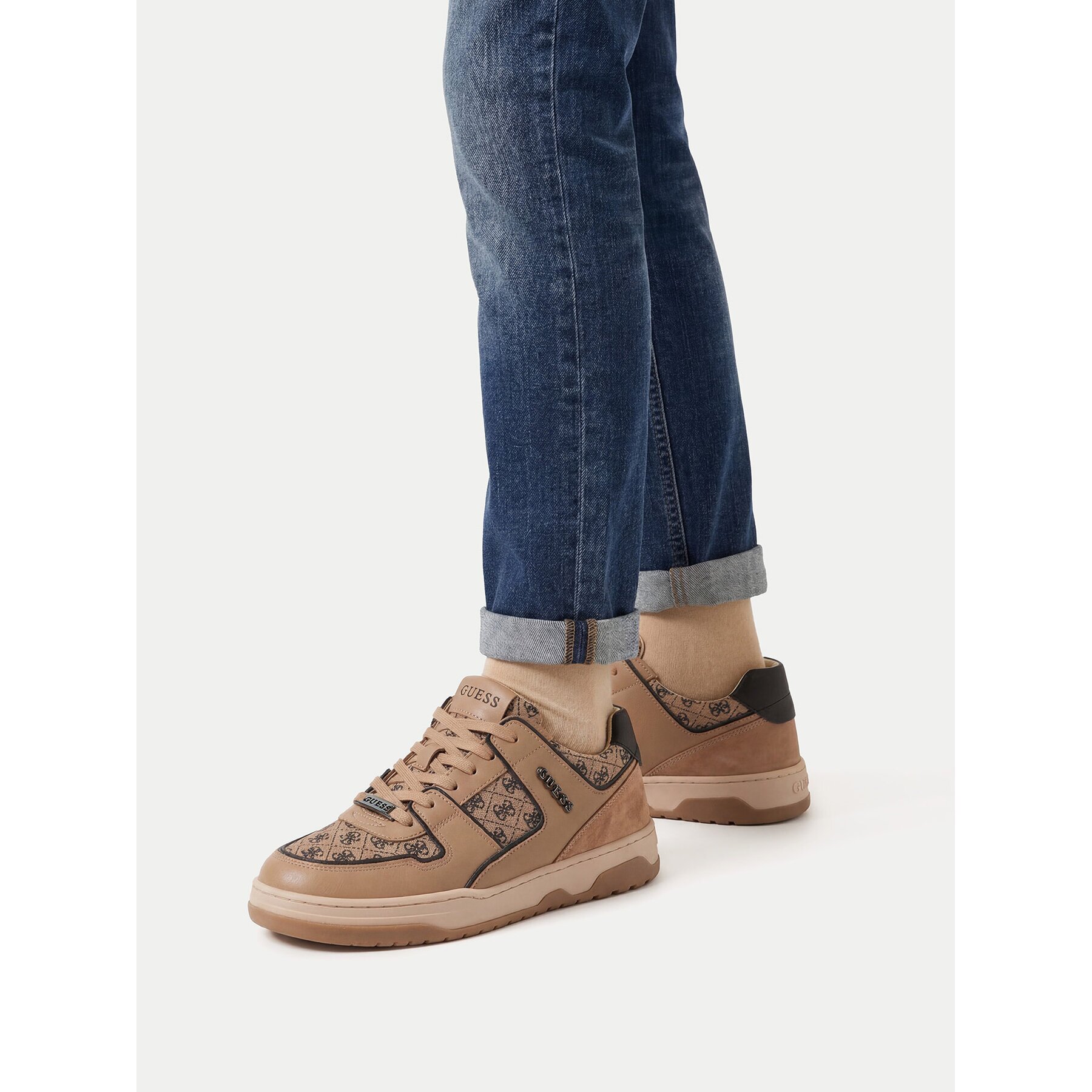 Guess Сникърси CEO-BI12-CAROL-01