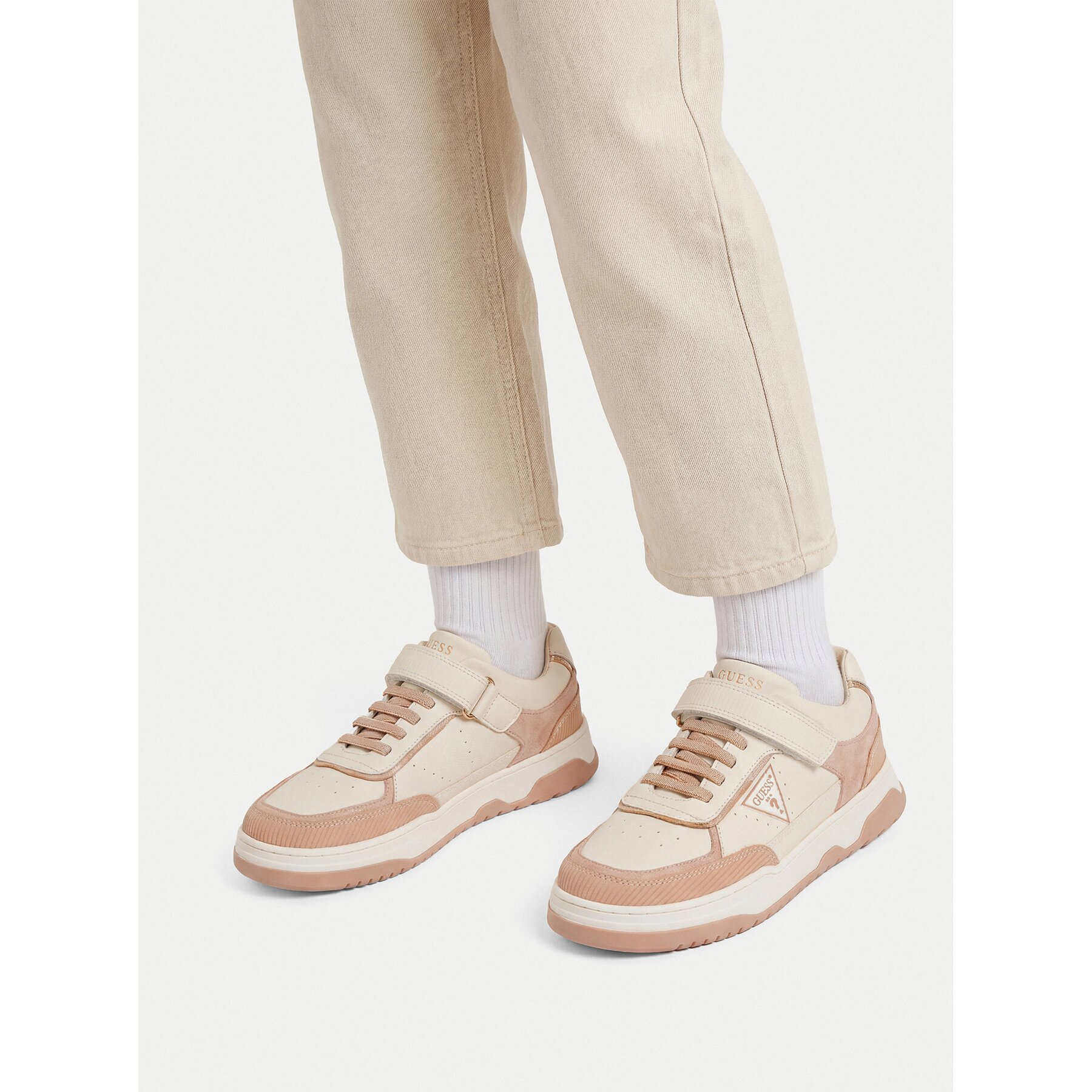 Guess Сникърси CEO-CI12-CAROL-05