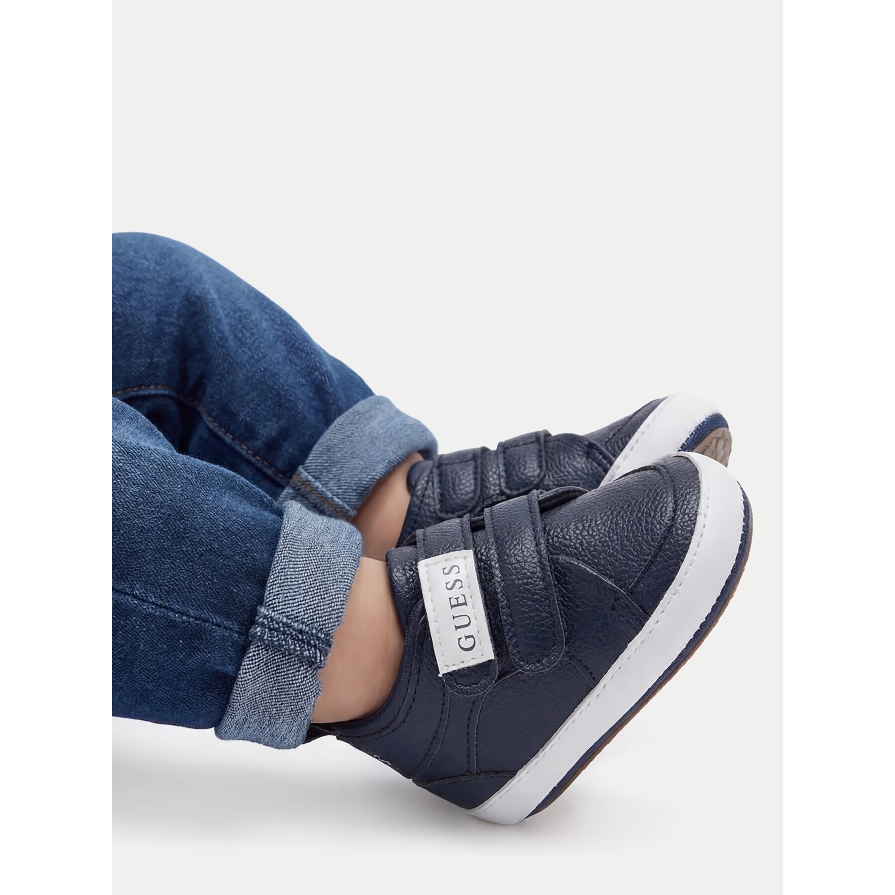 Guess Сникърси CEO-CM250725-11