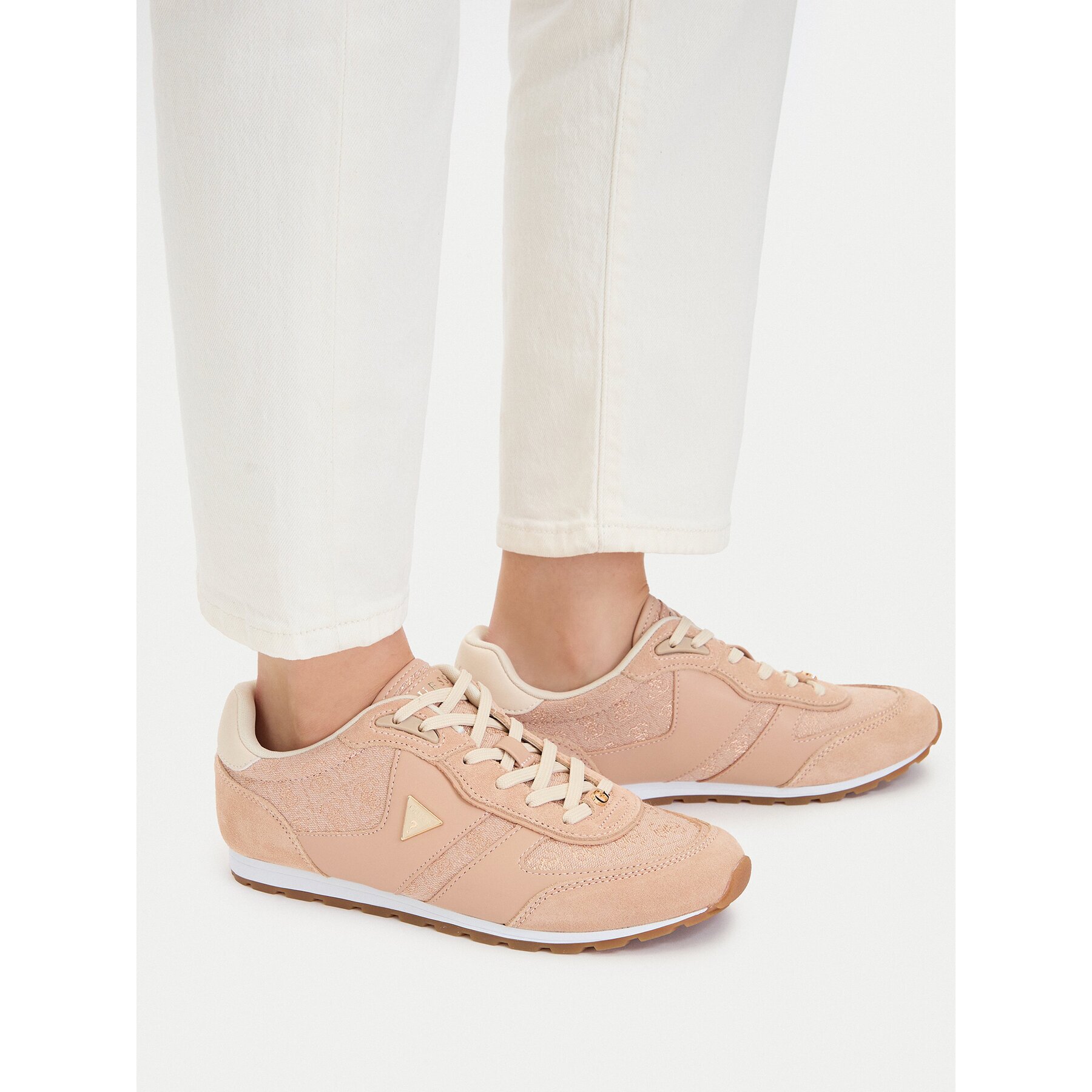 Guess Сникърси FLTTYR SUE12