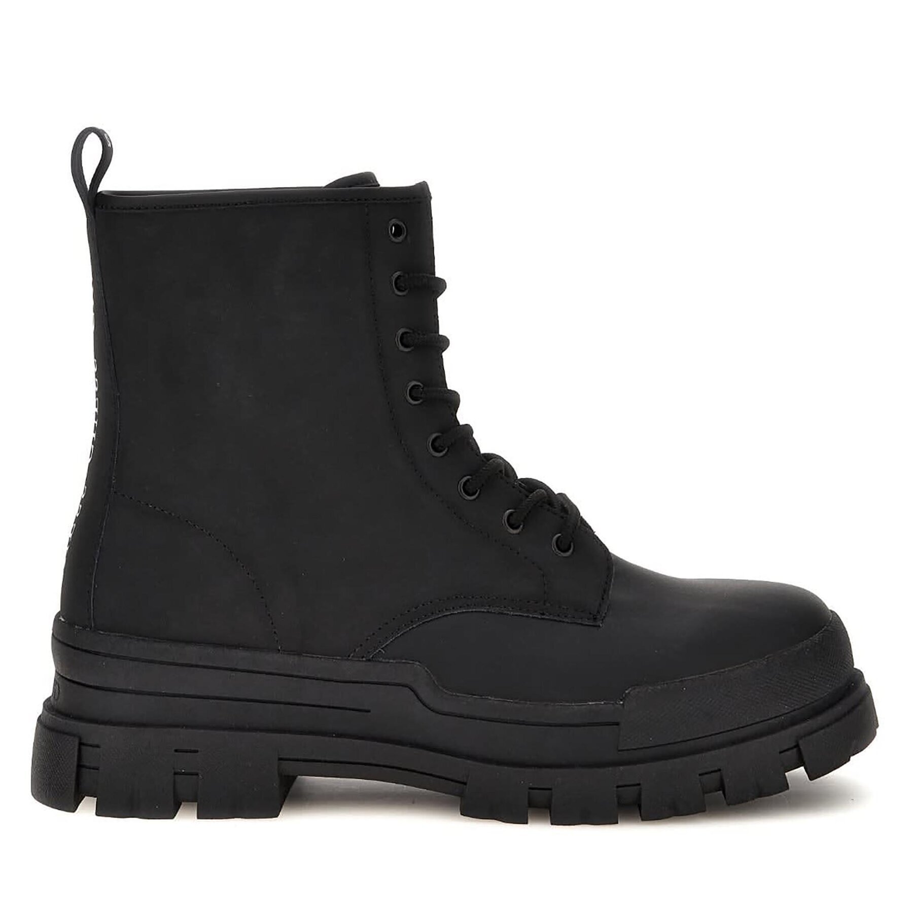 Guess Туристически oбувки Cesena FM8CEN LEA12