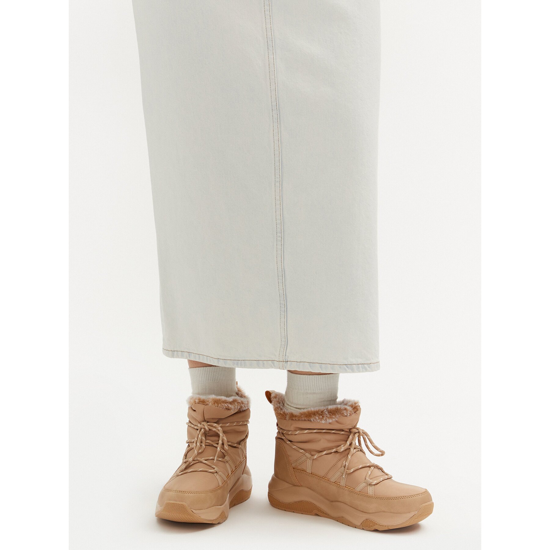 Lee Cooper Зимни обувки LCJ-24-03-3062LA
