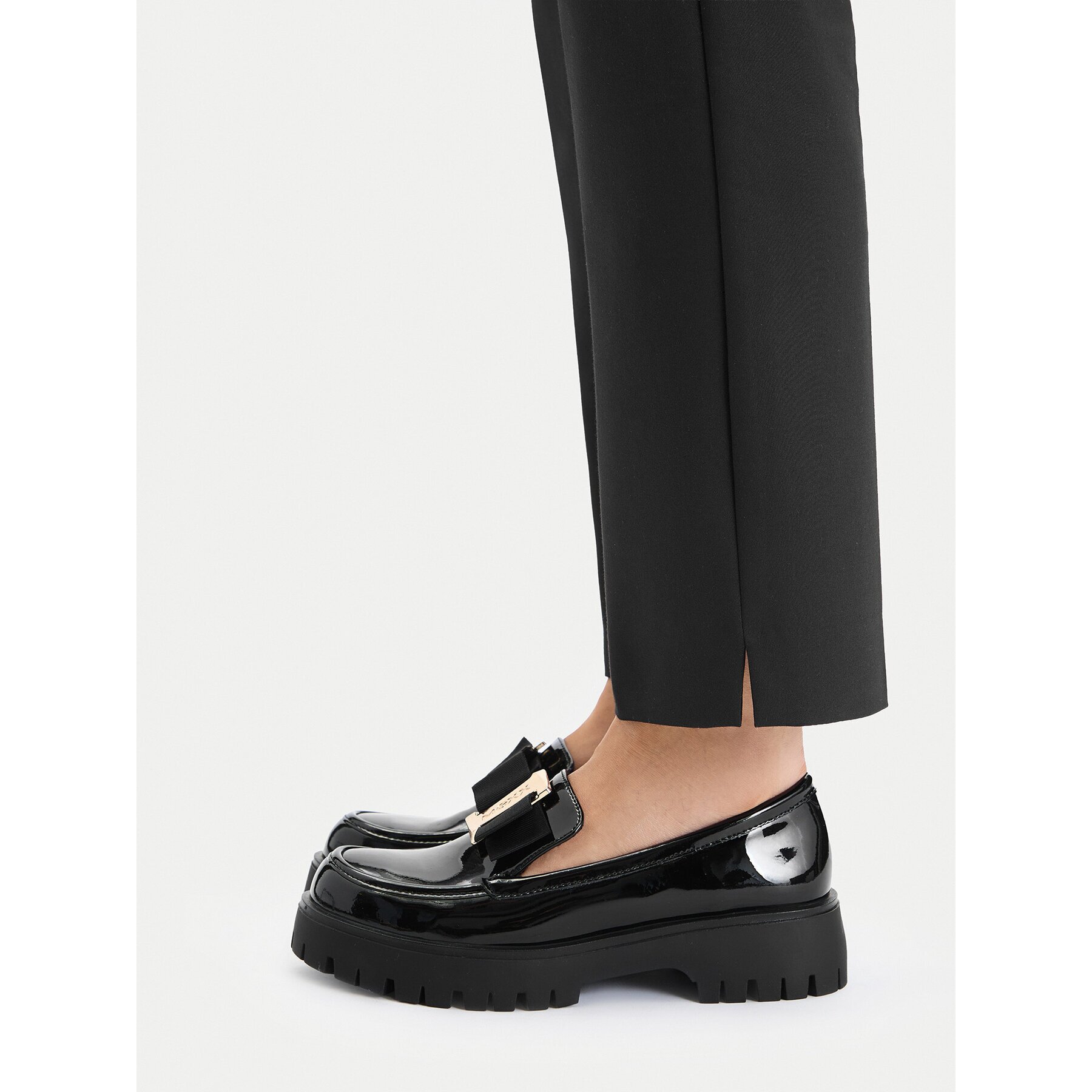 MEXX лоуфъри с дебела подметка EO-WS6035-01