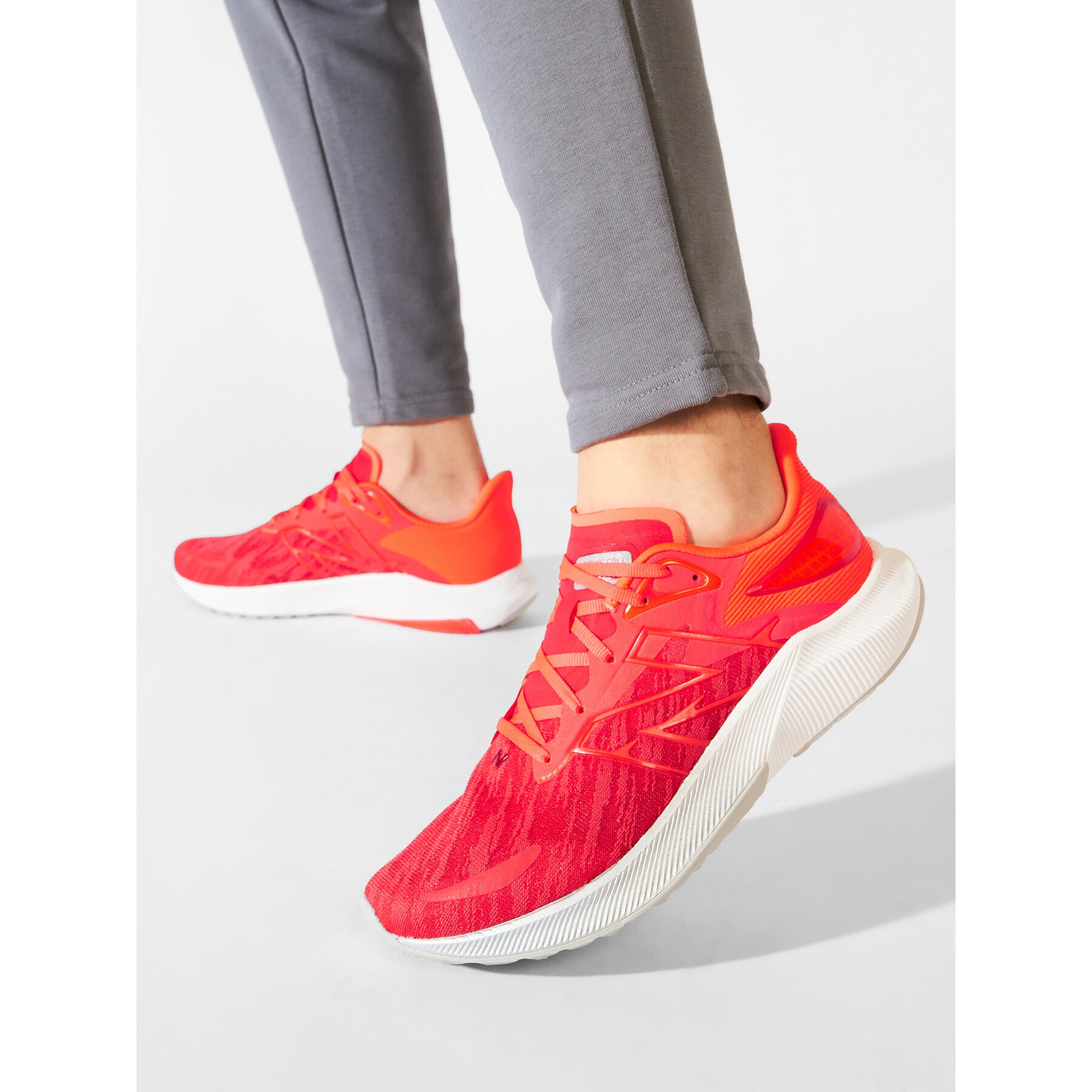 New Balance Маратонки за бягане FuelCell Propel v3 MFCPRCR3