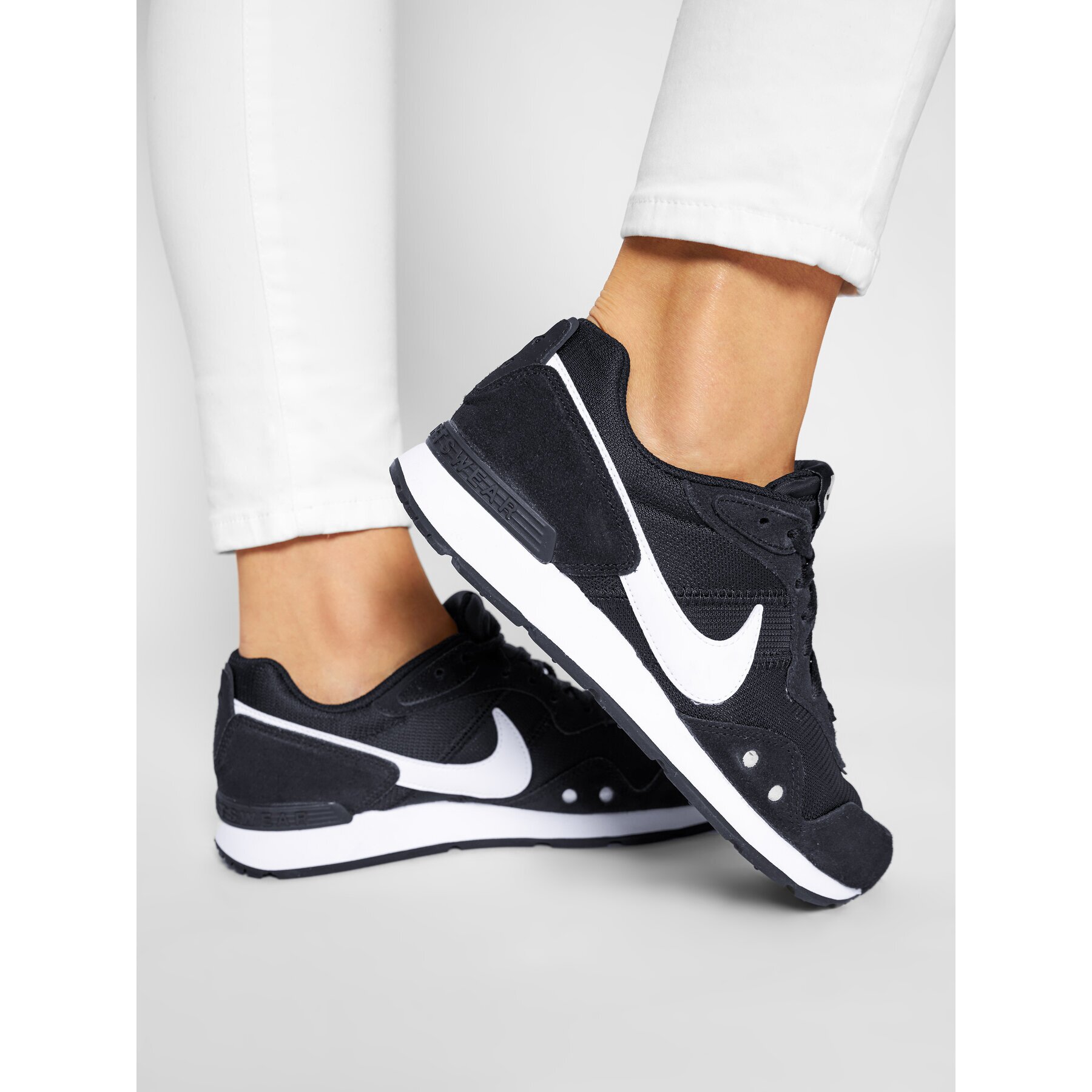 Nike Сникърси Venture Runner CK2948 001