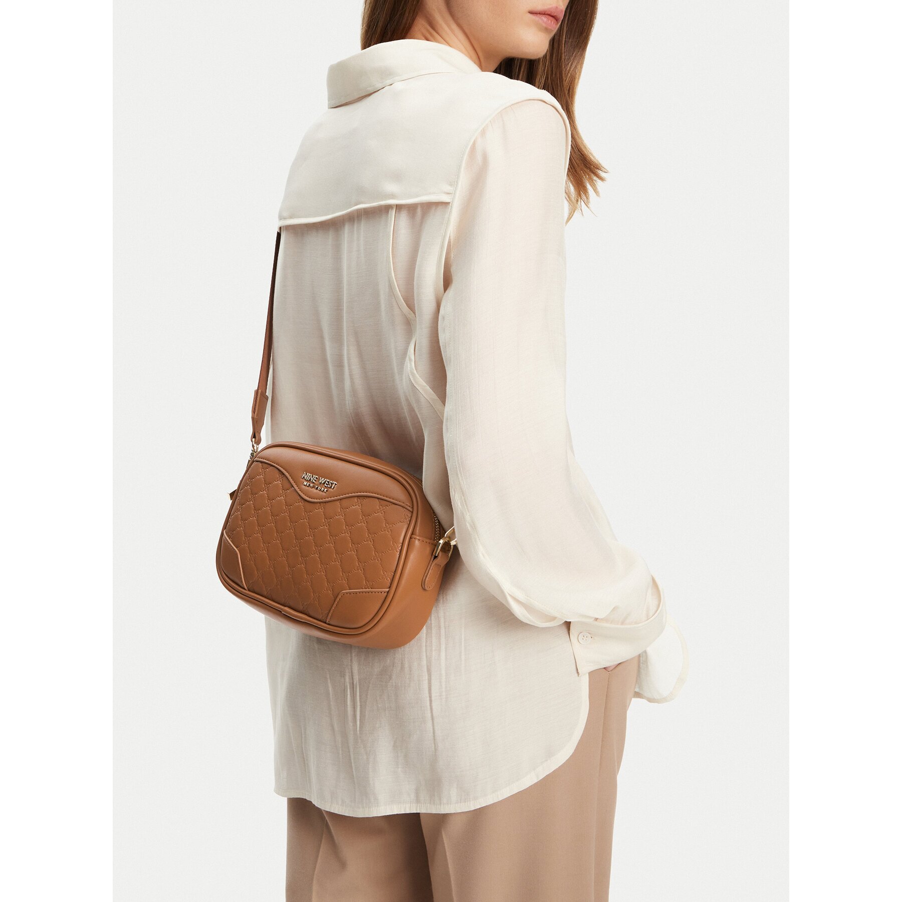 Nine West Дамска чанта CEO-ZOE-I-S241233