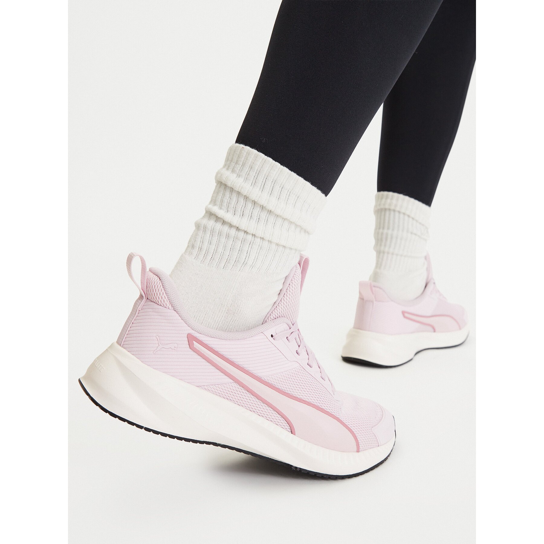 Puma Сникърси Flyer Lite 4 313499 12