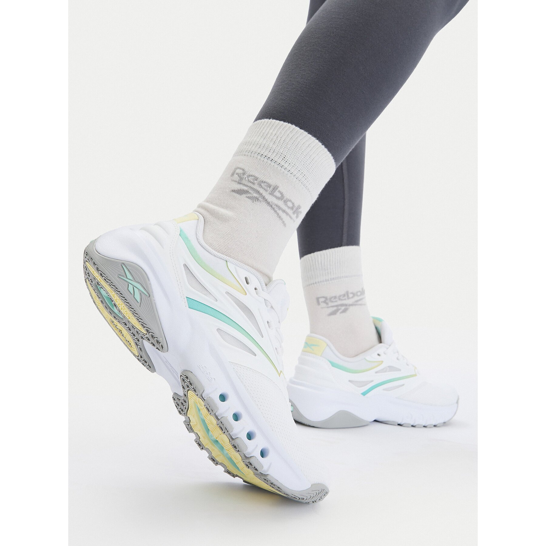 Reebok Обувки за фитнес зала CEO ERS TRAINER 100228486