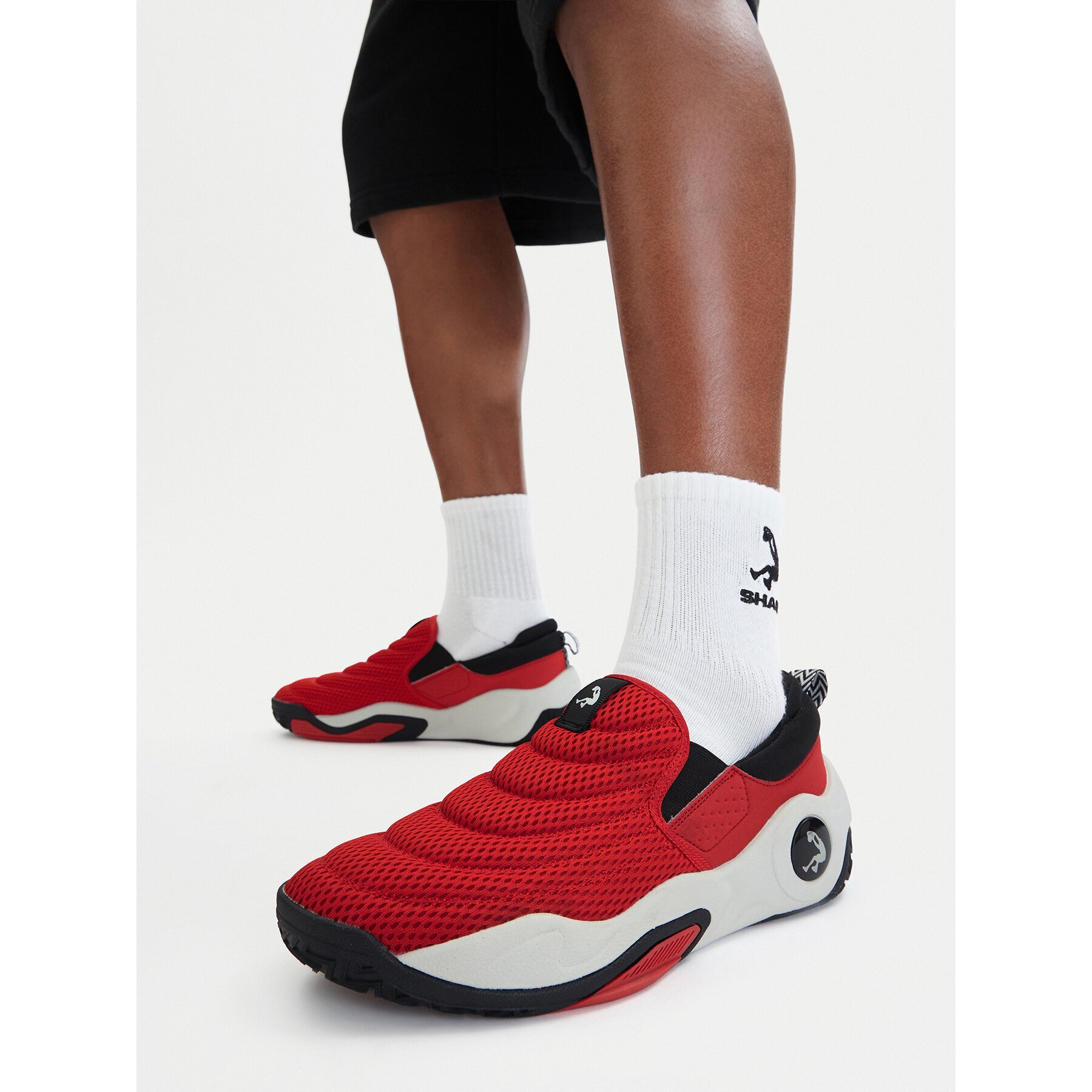SHAQ Сникърси EOSS-IVAL AQ95011M-R