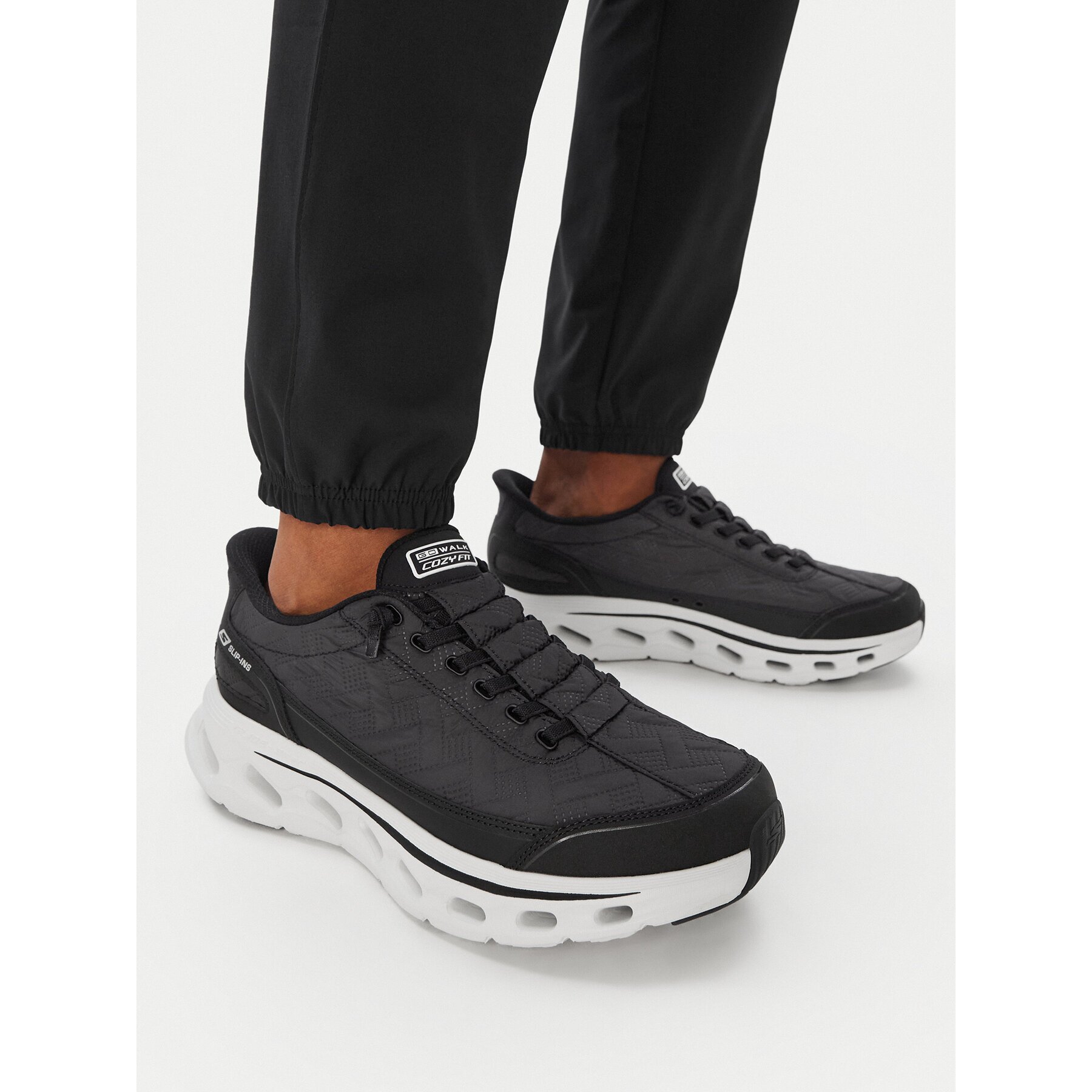 Skechers Сникърси GO WALK Glide-Step 2.0 - Cozy Fit Walker 217035/BKW