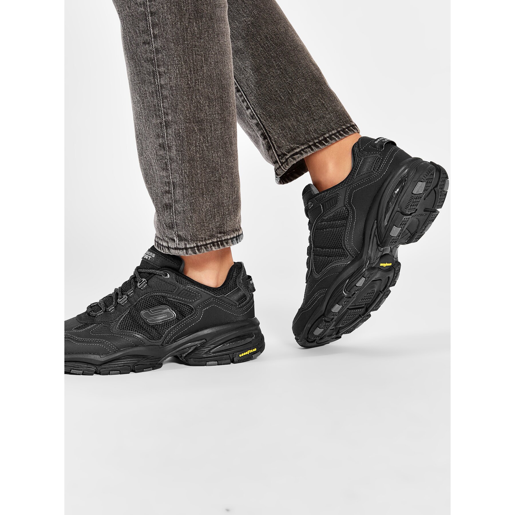 Skechers Сникърси Vigor 3.0 237145/BBK