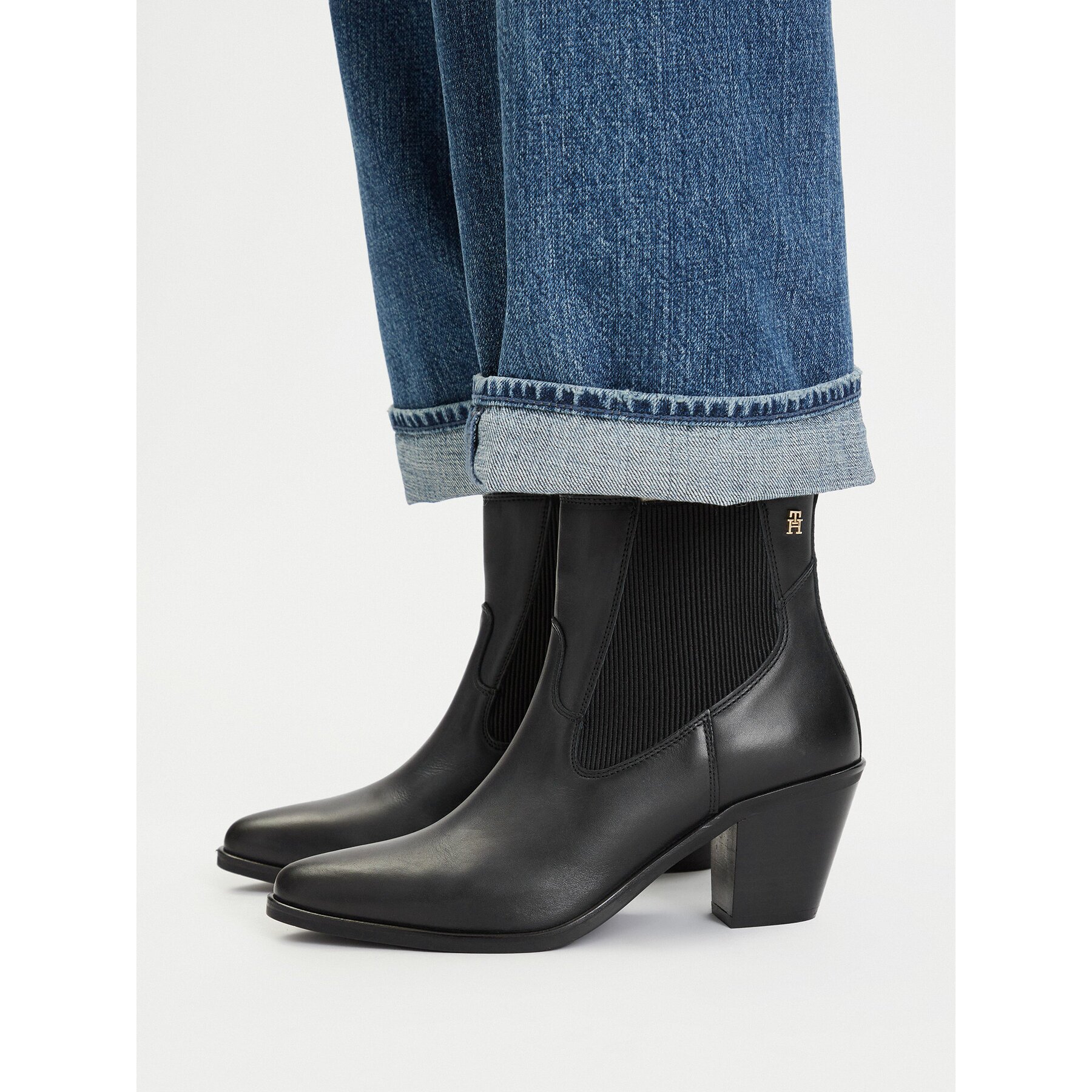 Tommy Hilfiger Боти Leather Western Chelsea Boot FW0FW09582