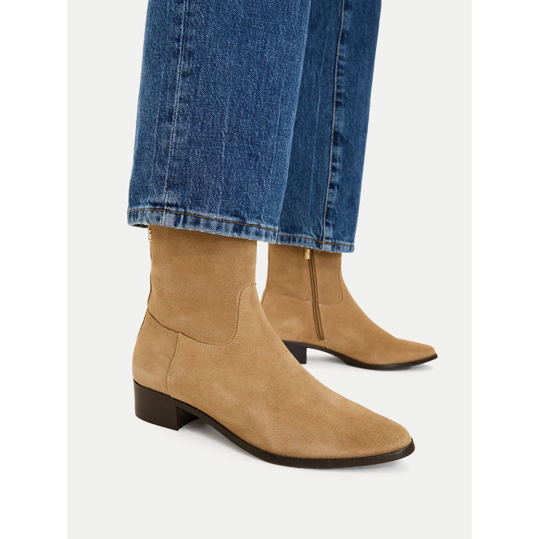 Tommy Hilfiger Боти Suede Ankle Boot W Zip FW0FW09922