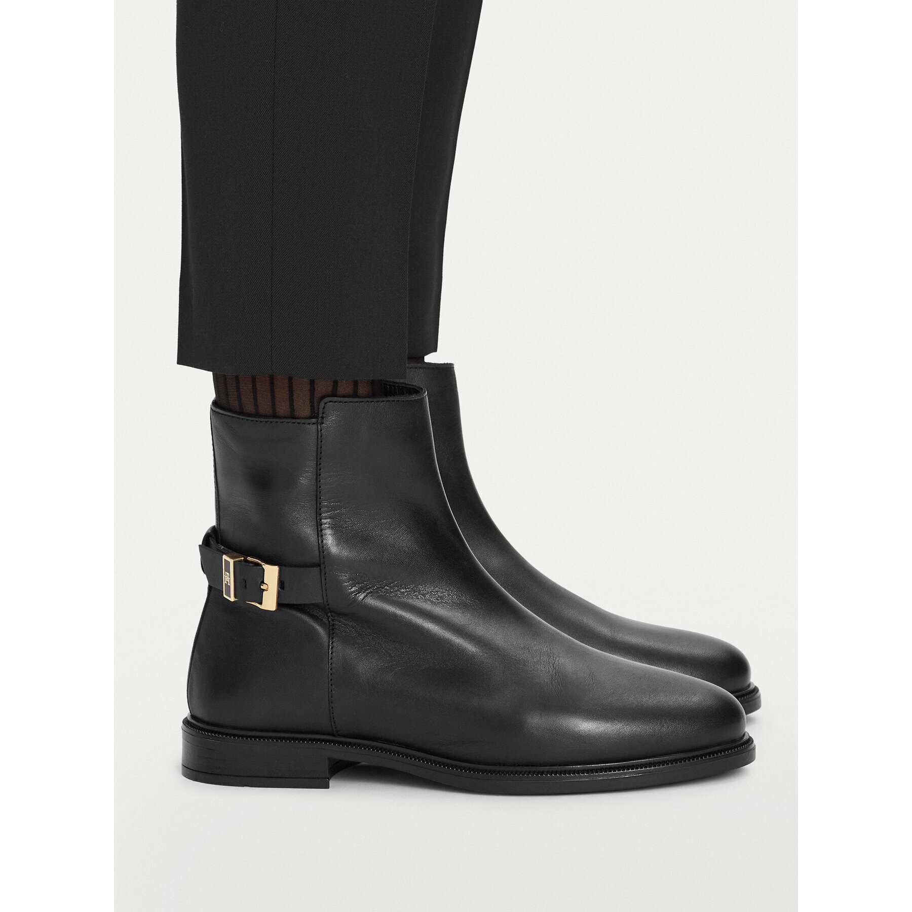 Tommy Hilfiger Боти Th Buckle Leather Ankle Boot FW0FW09486