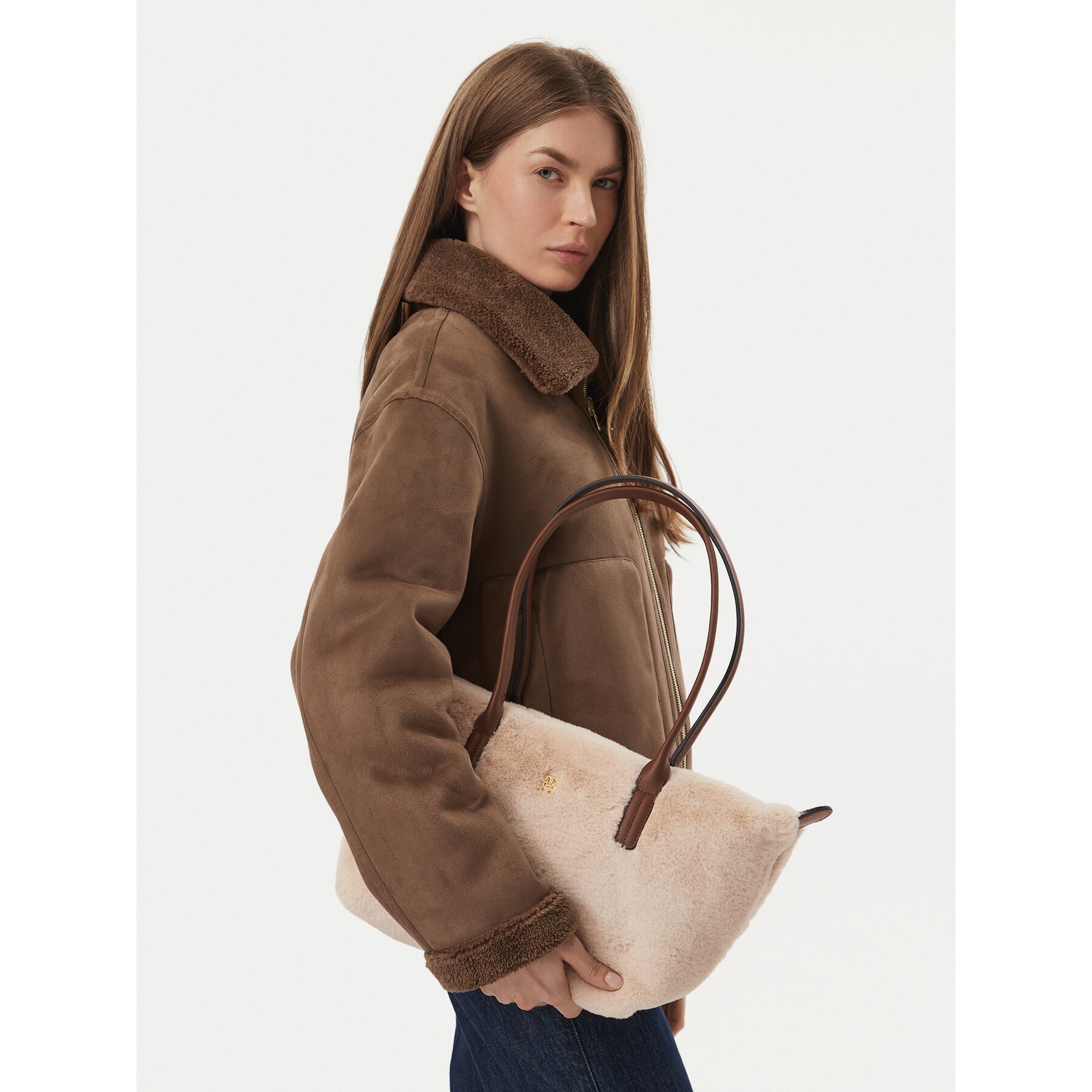 Tommy Hilfiger Дамска чанта Popette East West Tote Faux Fur AW0AW19310