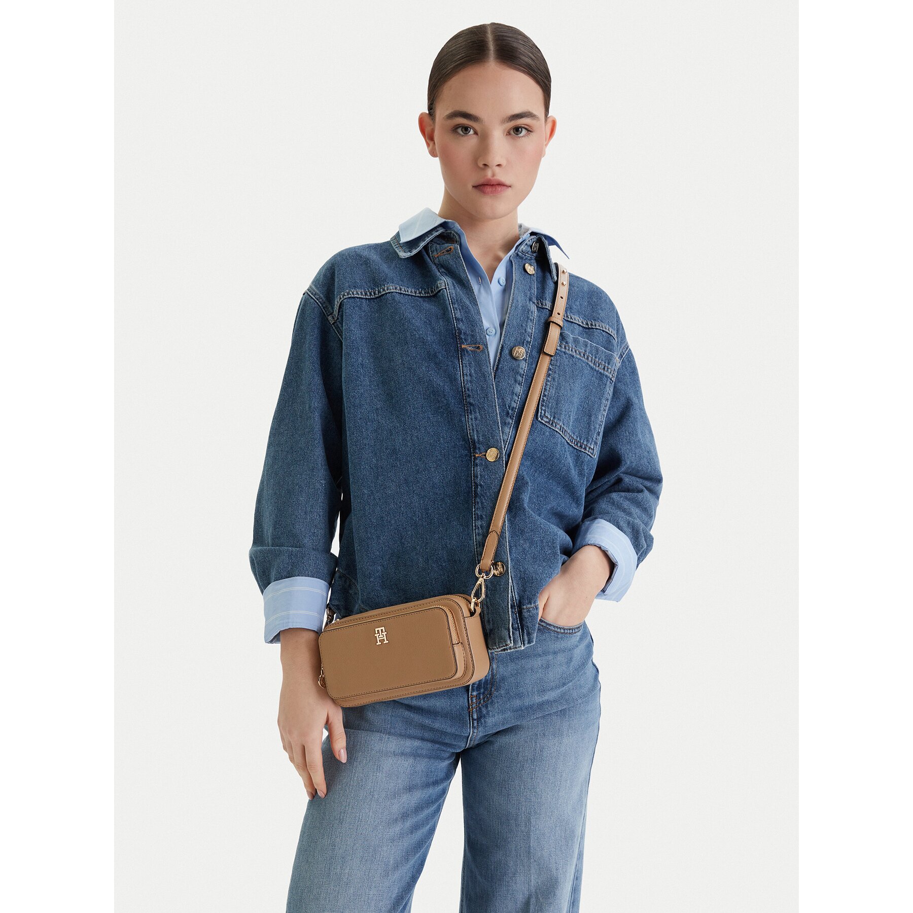 Tommy Hilfiger Дамска чанта Th Daily Camera Bag AW0AW18377