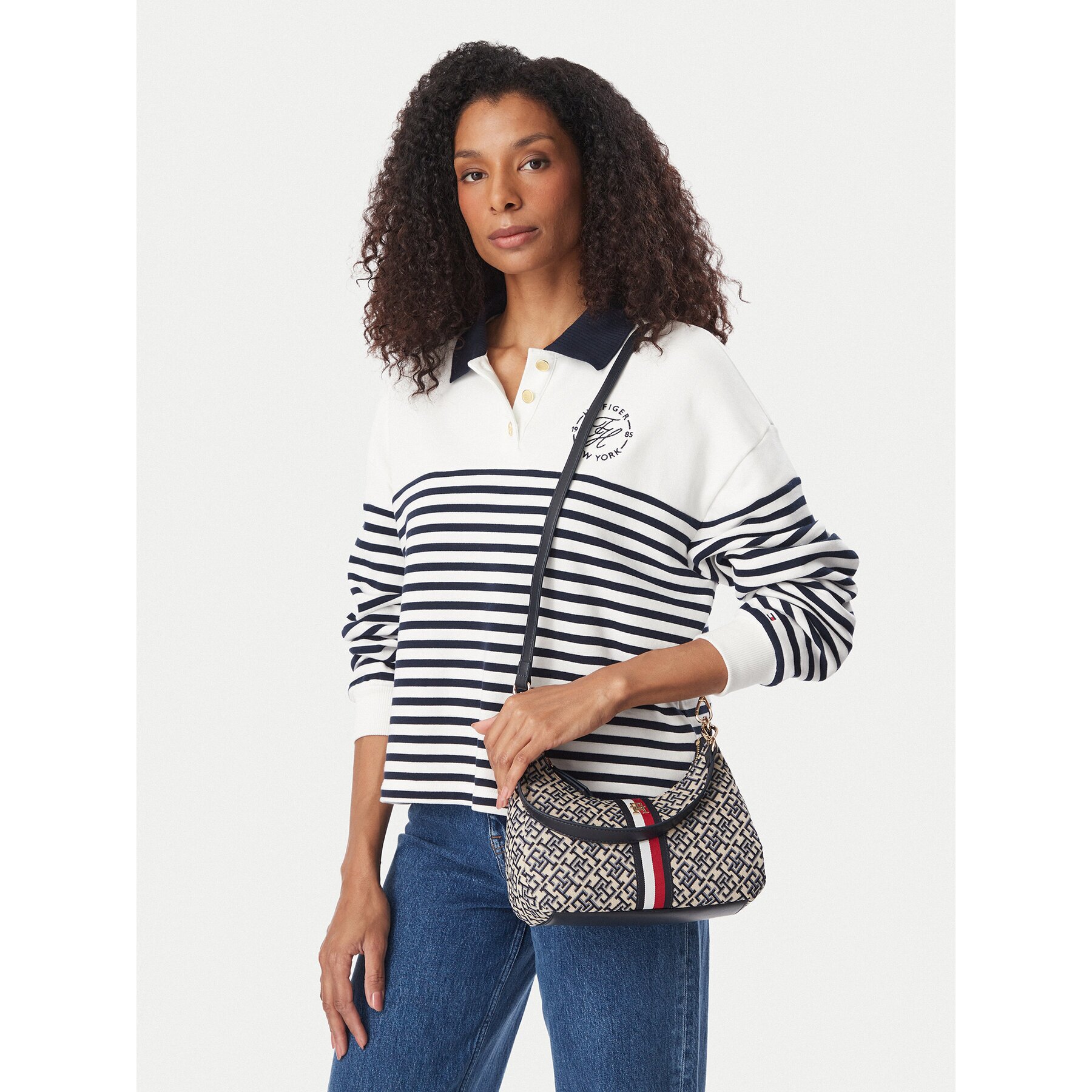 Tommy Hilfiger Дамска чанта Th Jacquard Ess Shoulder Bag AW0AW19331