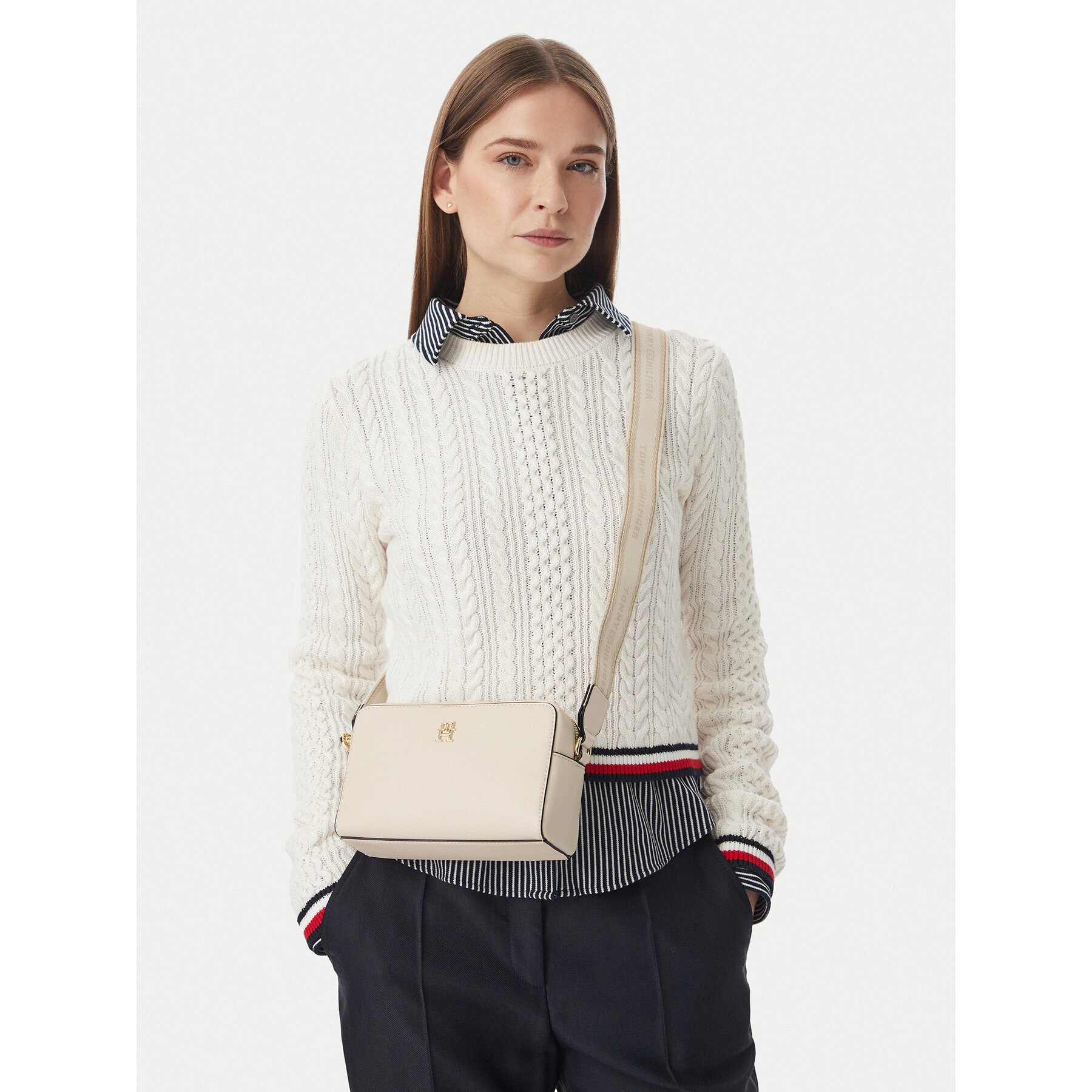 Tommy Hilfiger Дамска чанта Th Joy Camera Bag AW0AW19060