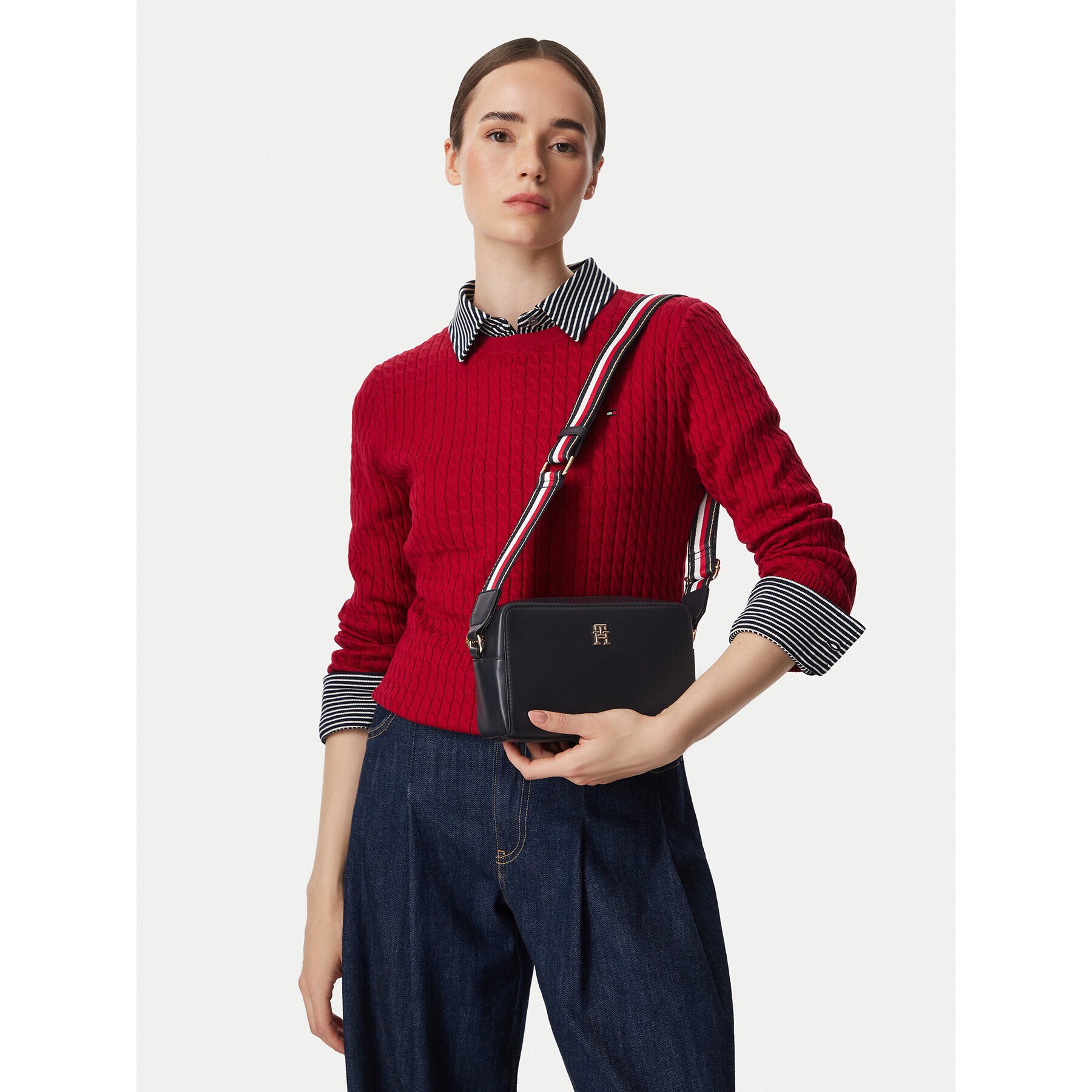 Tommy Hilfiger Дамска чанта Th Joy Camera Bag Corp AW0AW19315
