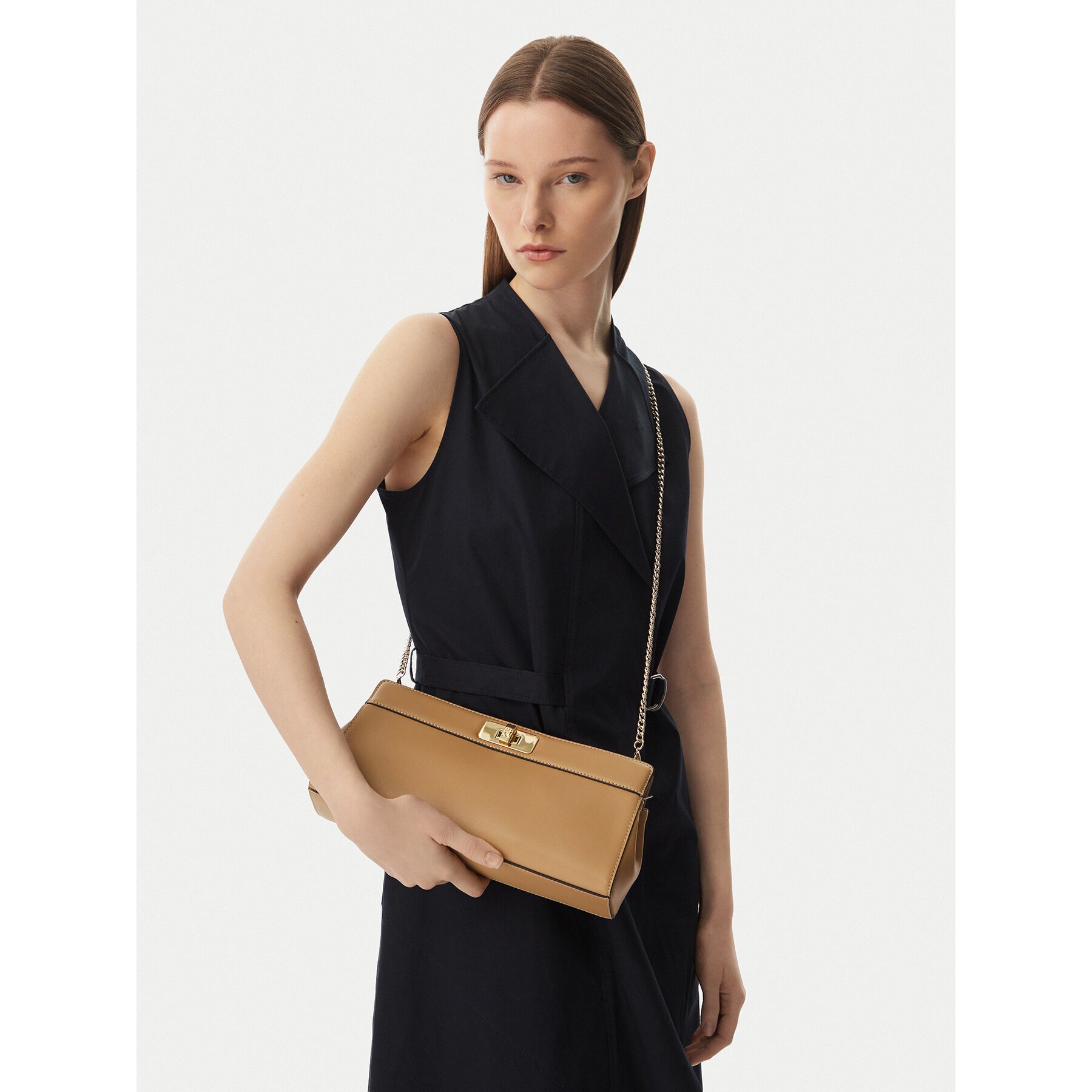 Tommy Hilfiger Дамска чанта Th Modern Clutch AW0AW18727