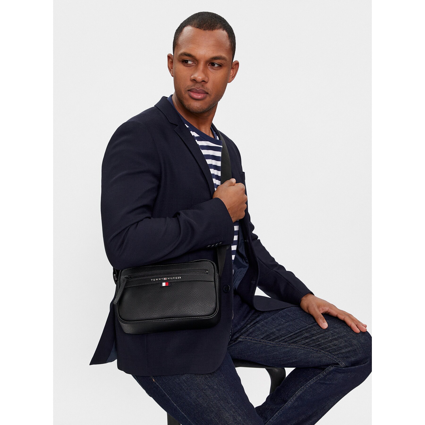 Tommy Hilfiger Мъжка чантичка Essential Pu Ew Reporter AM0AM12093