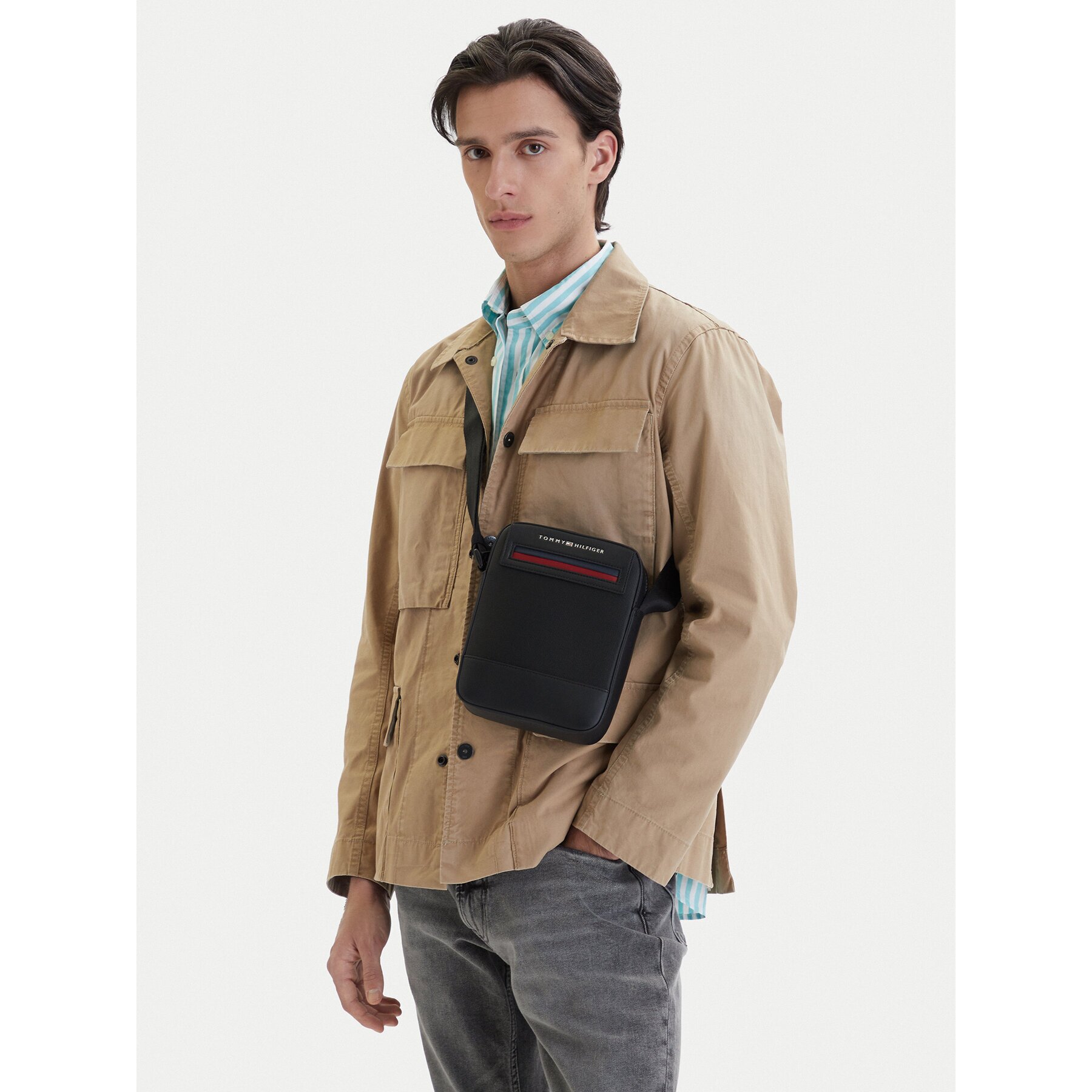 Tommy Hilfiger Мъжка чантичка Th Foundaiton Mini Reporter AM0AM14156