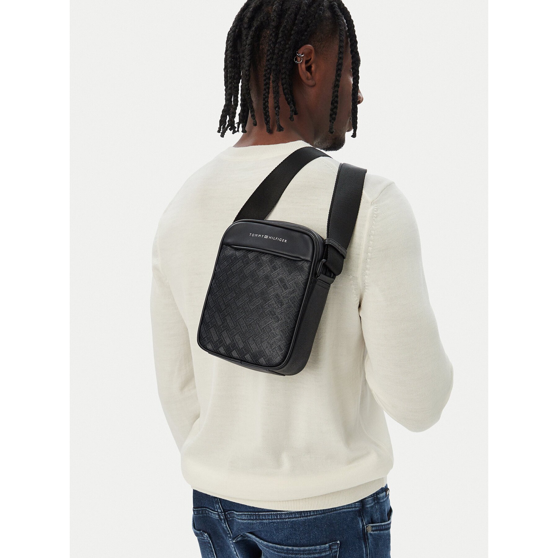 Tommy Hilfiger Мъжка чантичка Th Modern Monogram Mini Reporter AM0AM14844