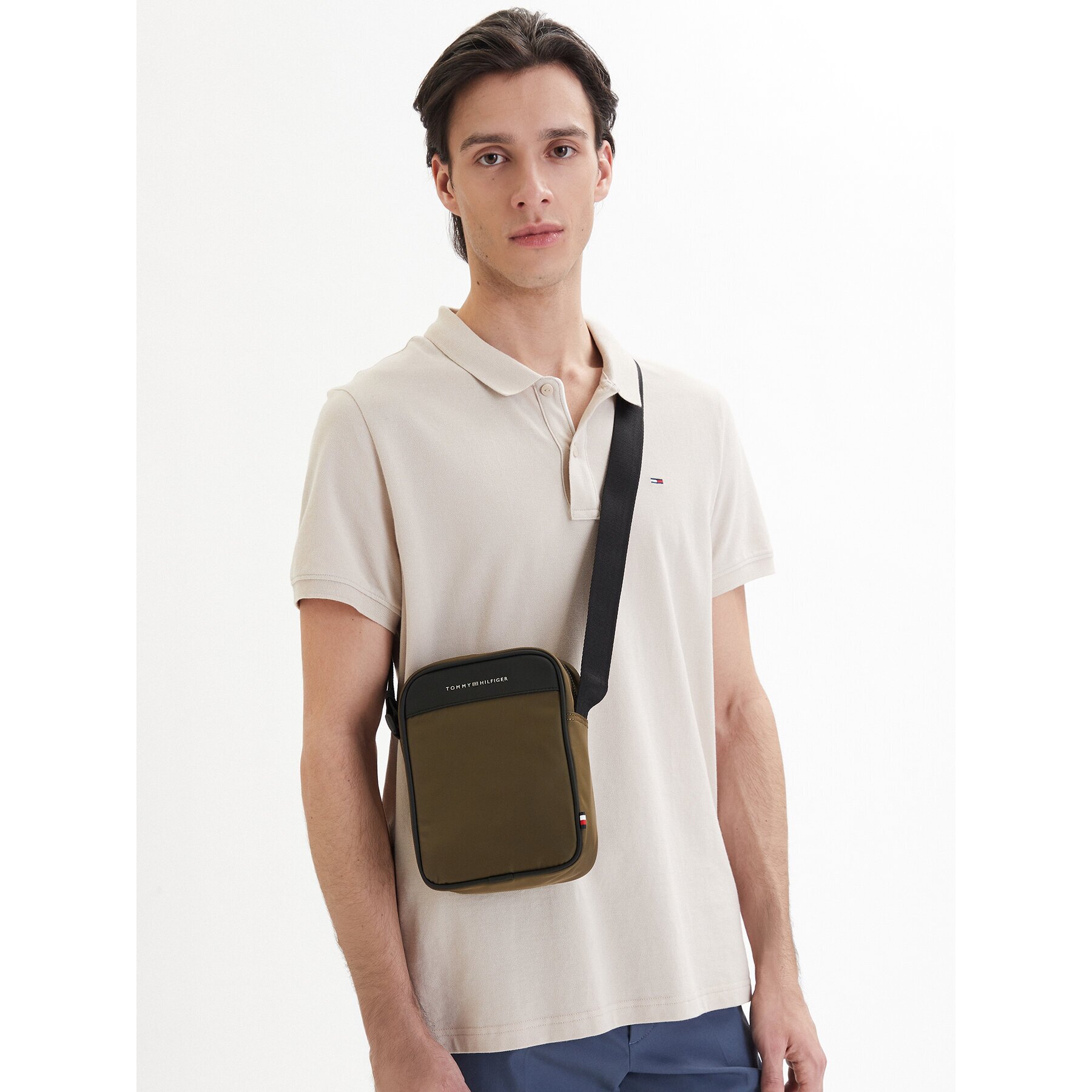 Tommy Hilfiger Мъжка чантичка Th Repreve Mini Reporter AM0AM14150