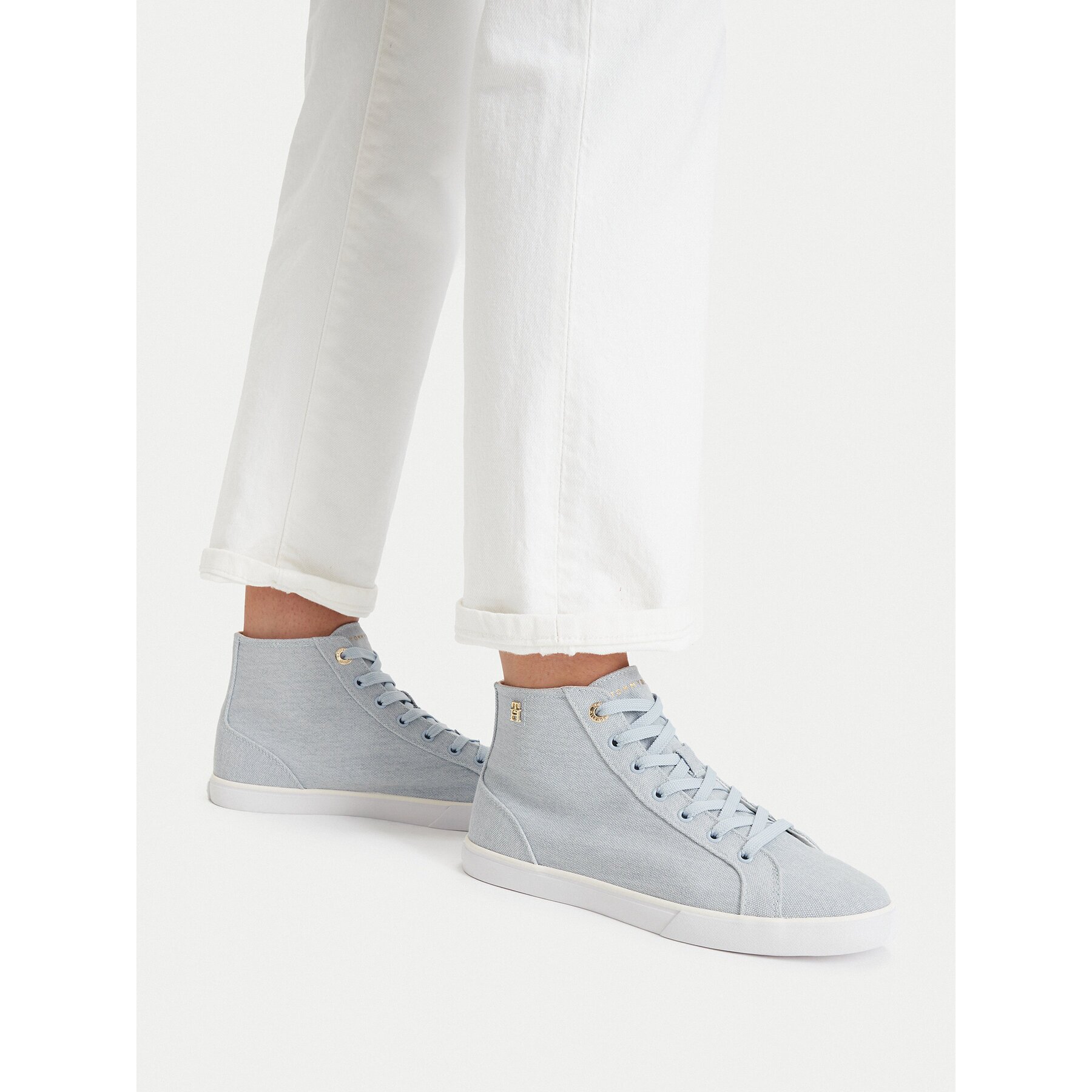 Tommy Hilfiger Сникърси Th Chic Low Profile Mid Cut FW0FW09356 Светлосиньо
