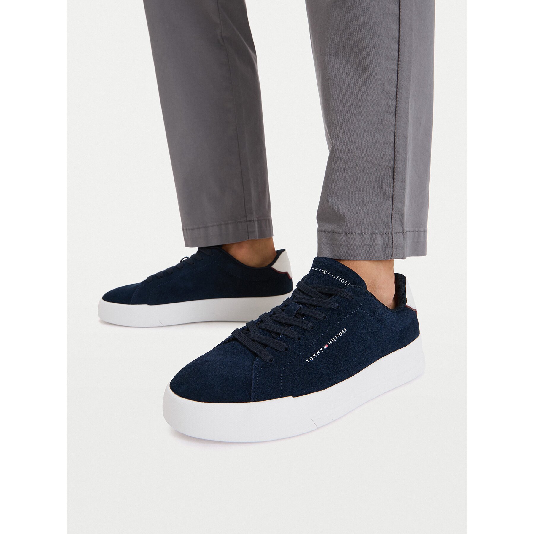 Tommy Hilfiger Сникърси Th Court Core Suede FM0FM05716