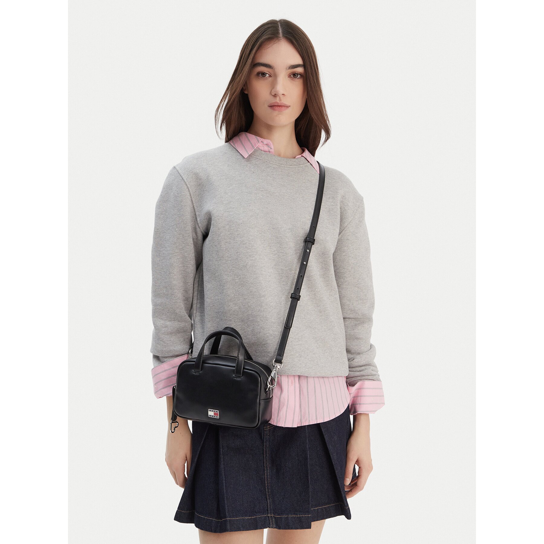 Tommy Jeans Дамска чанта Tjw City Trunk Crossover AW0AW18084