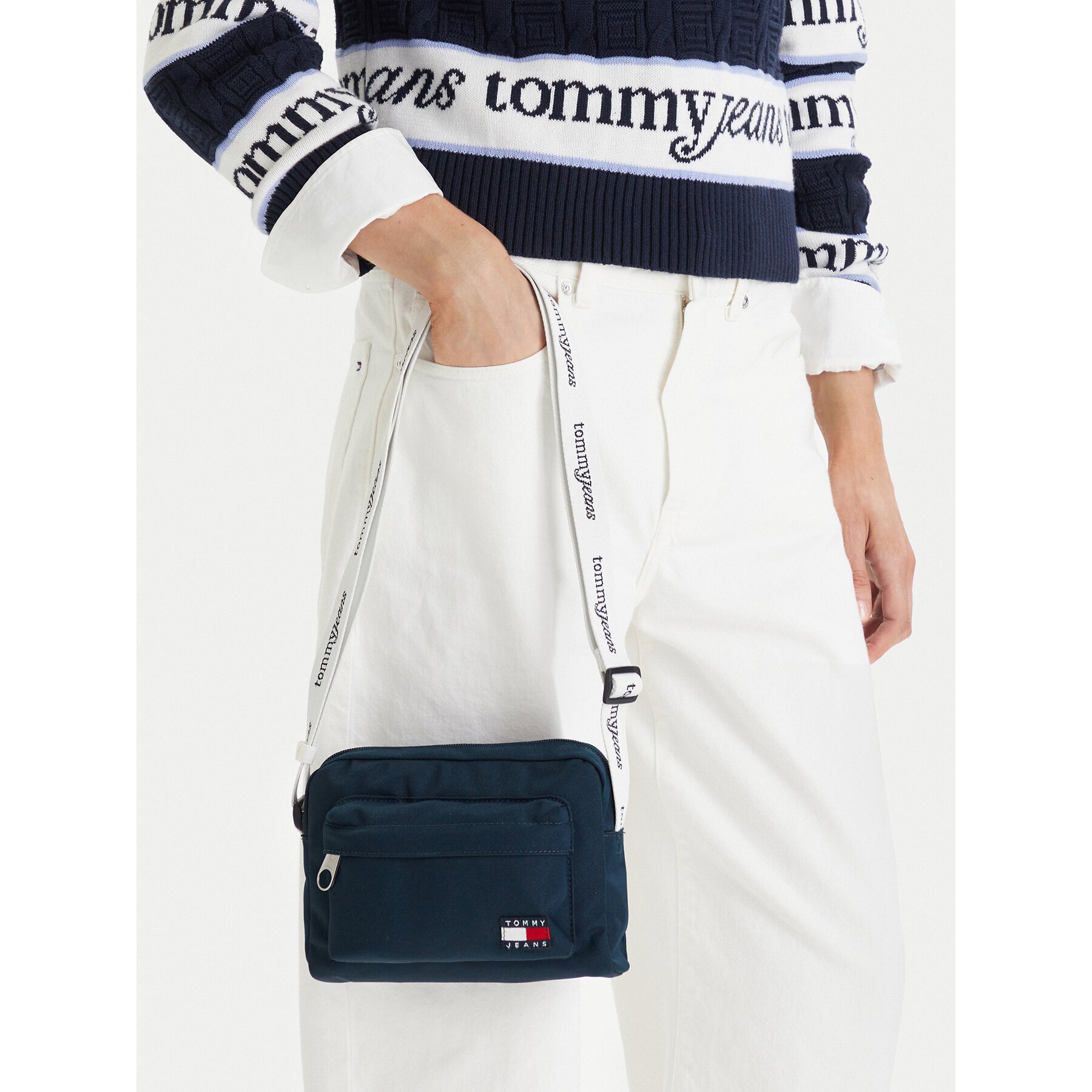 Tommy Jeans Дамска чанта Tjw Ess Daily Crossover AW0AW18462