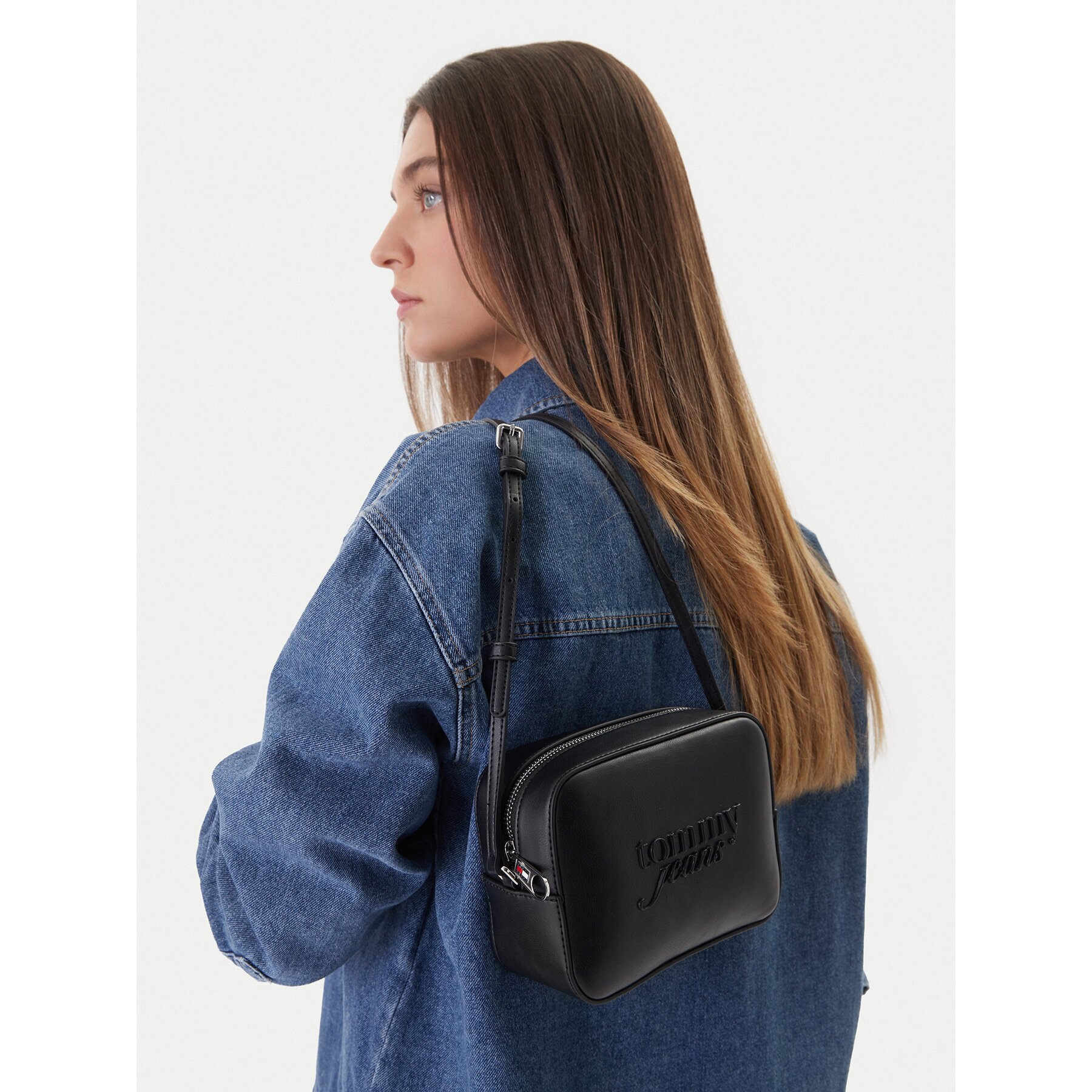 Tommy Jeans Дамска чанта Tjw Must Camera Bag AW0AW18451