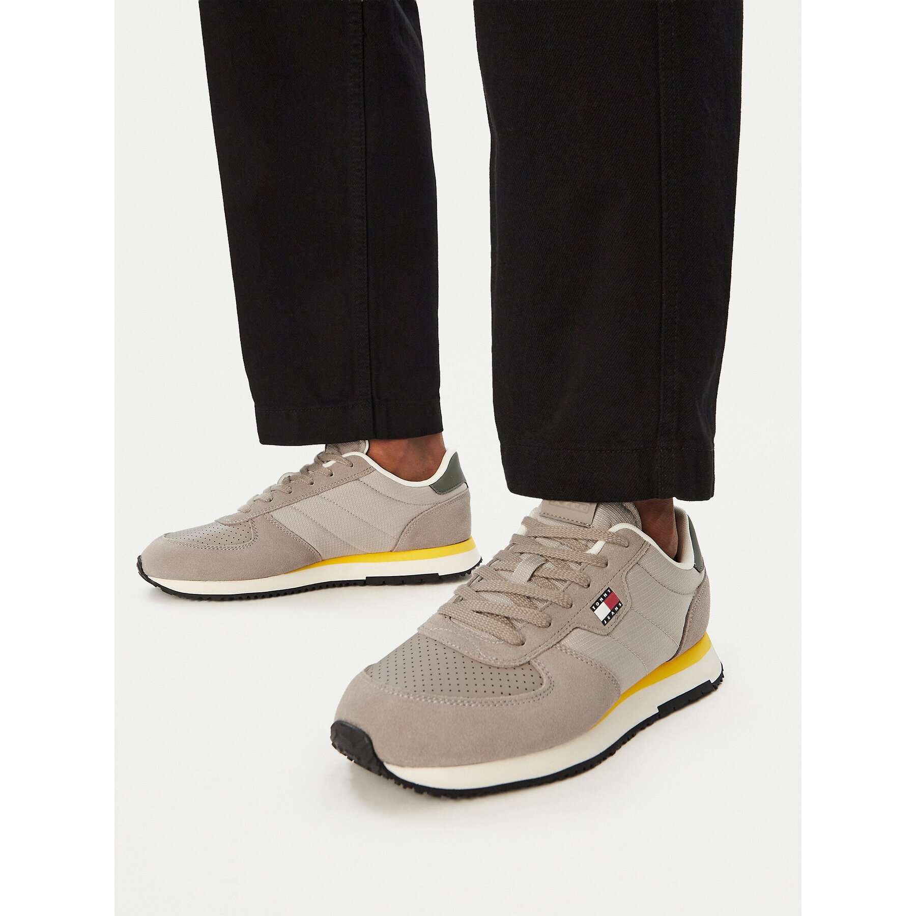 Tommy Jeans Сникърси Tj Runner Flag Mix EM0EM01774