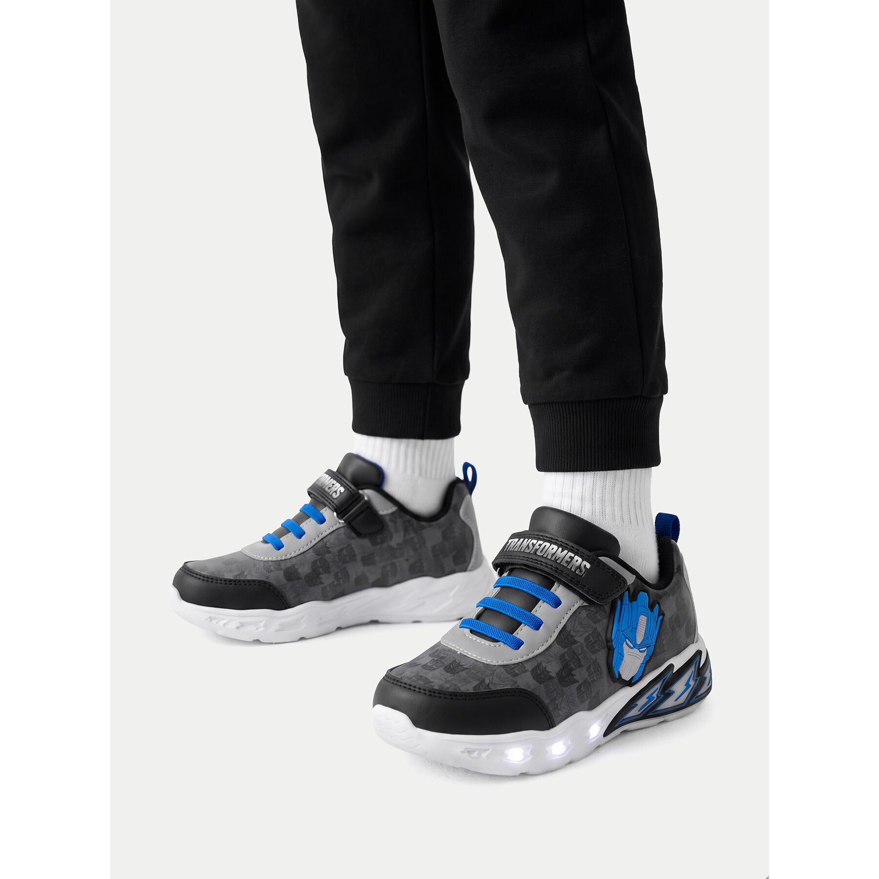 TRANSFORMERS Сникърси CEO-CP23-AW26-318TF