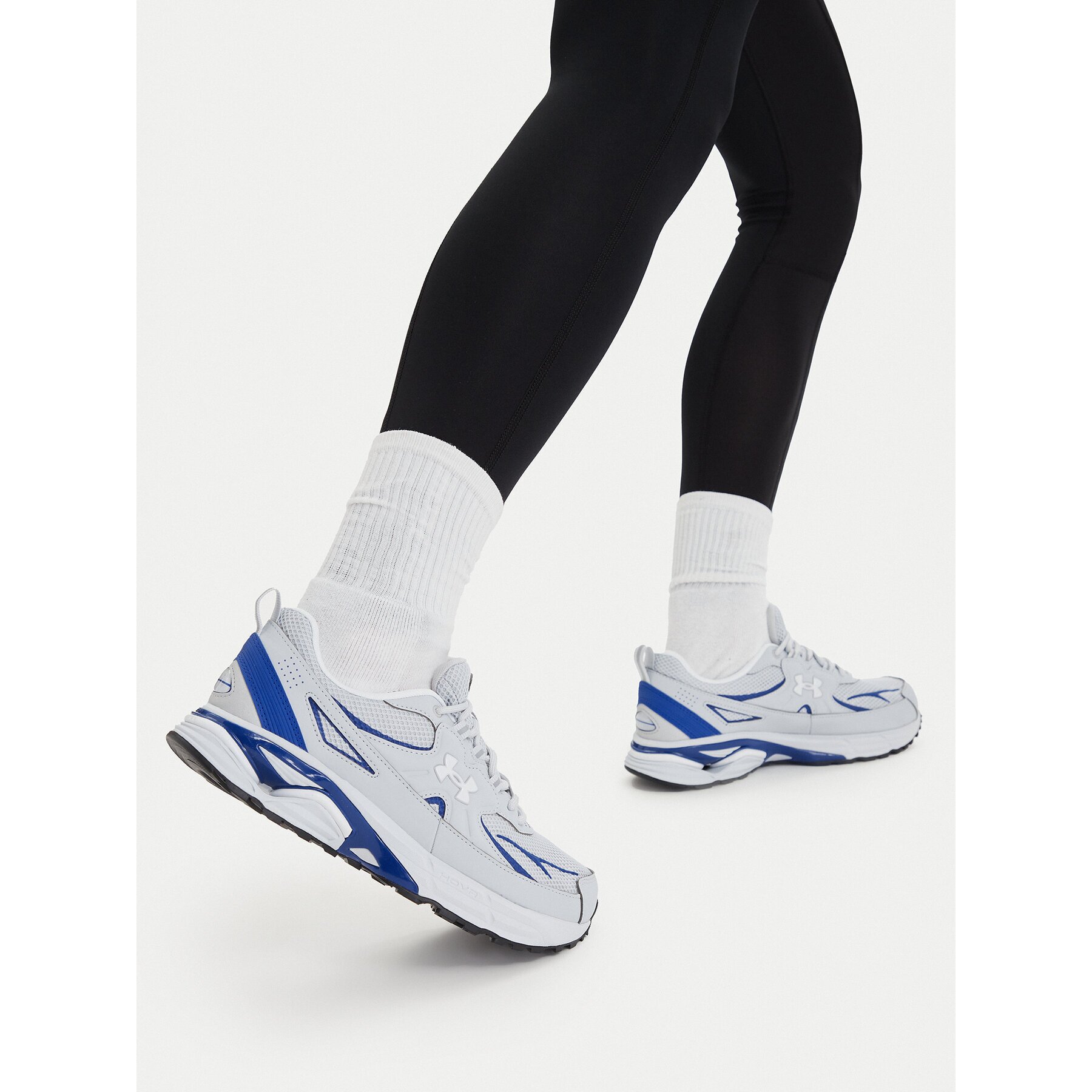 Under Armour Сникърси Apparition Tech 6005280