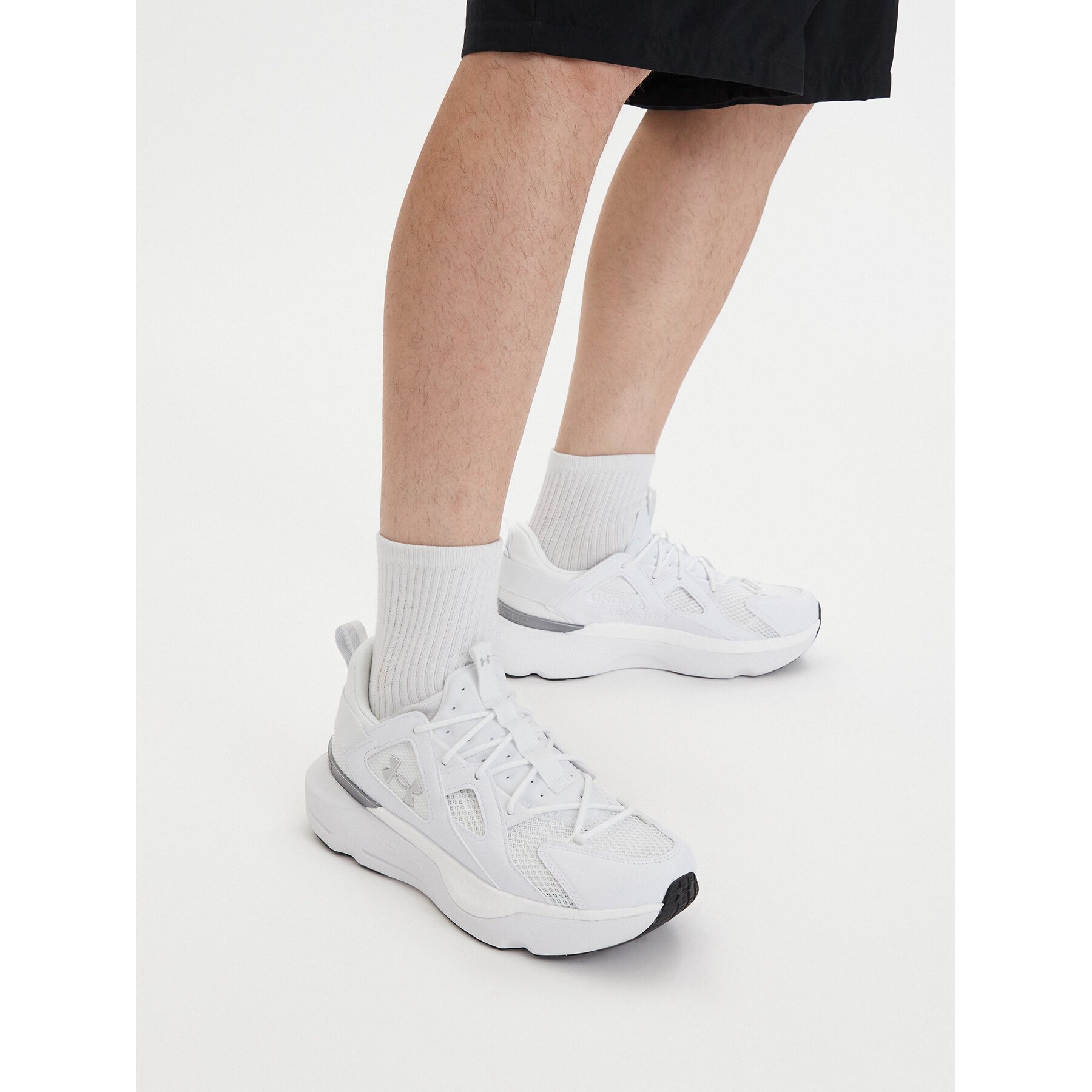 Under Armour Сникърси UA Infinite MVMNT SE 6000902