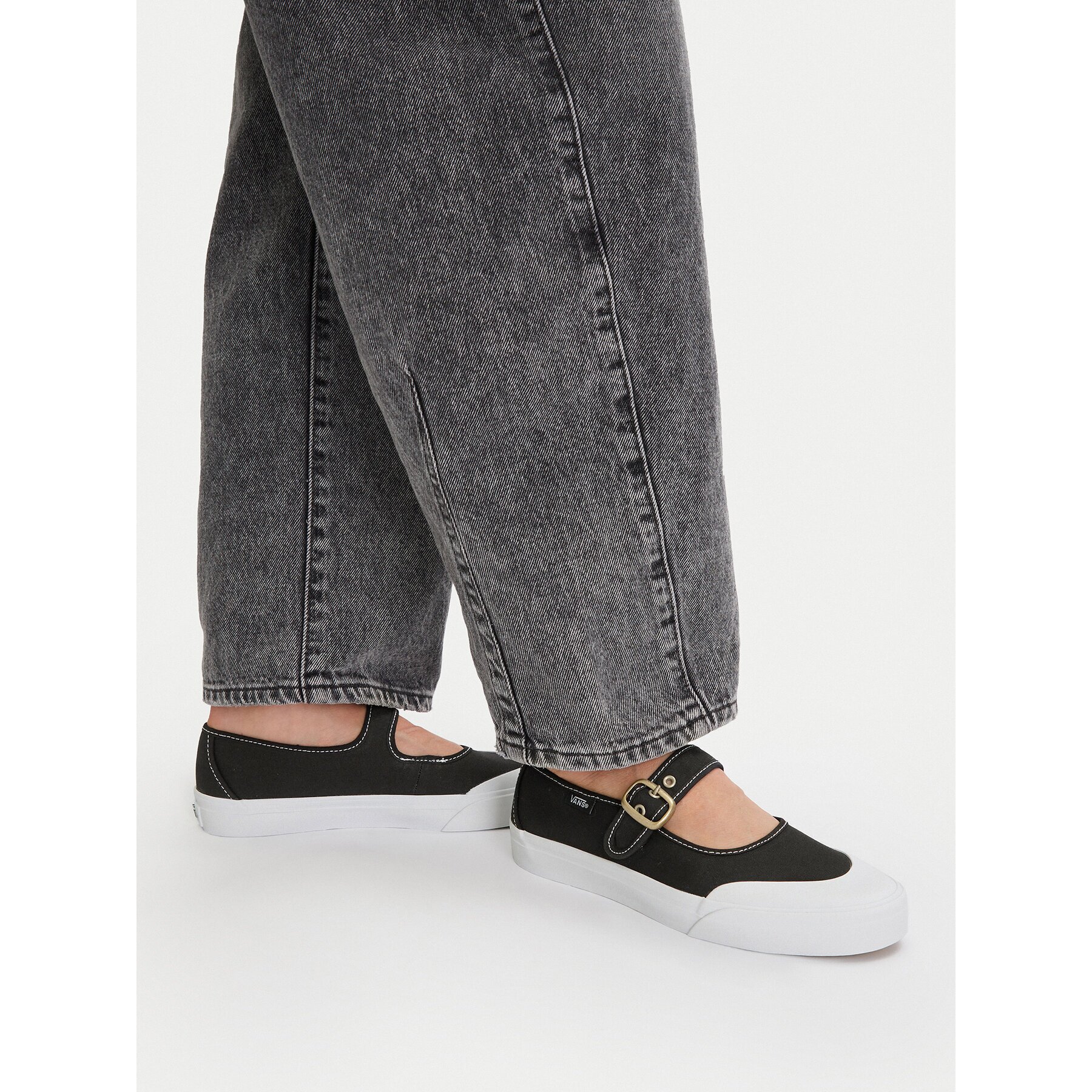Vans Кецове Mary Jane VN000CRR6BT1