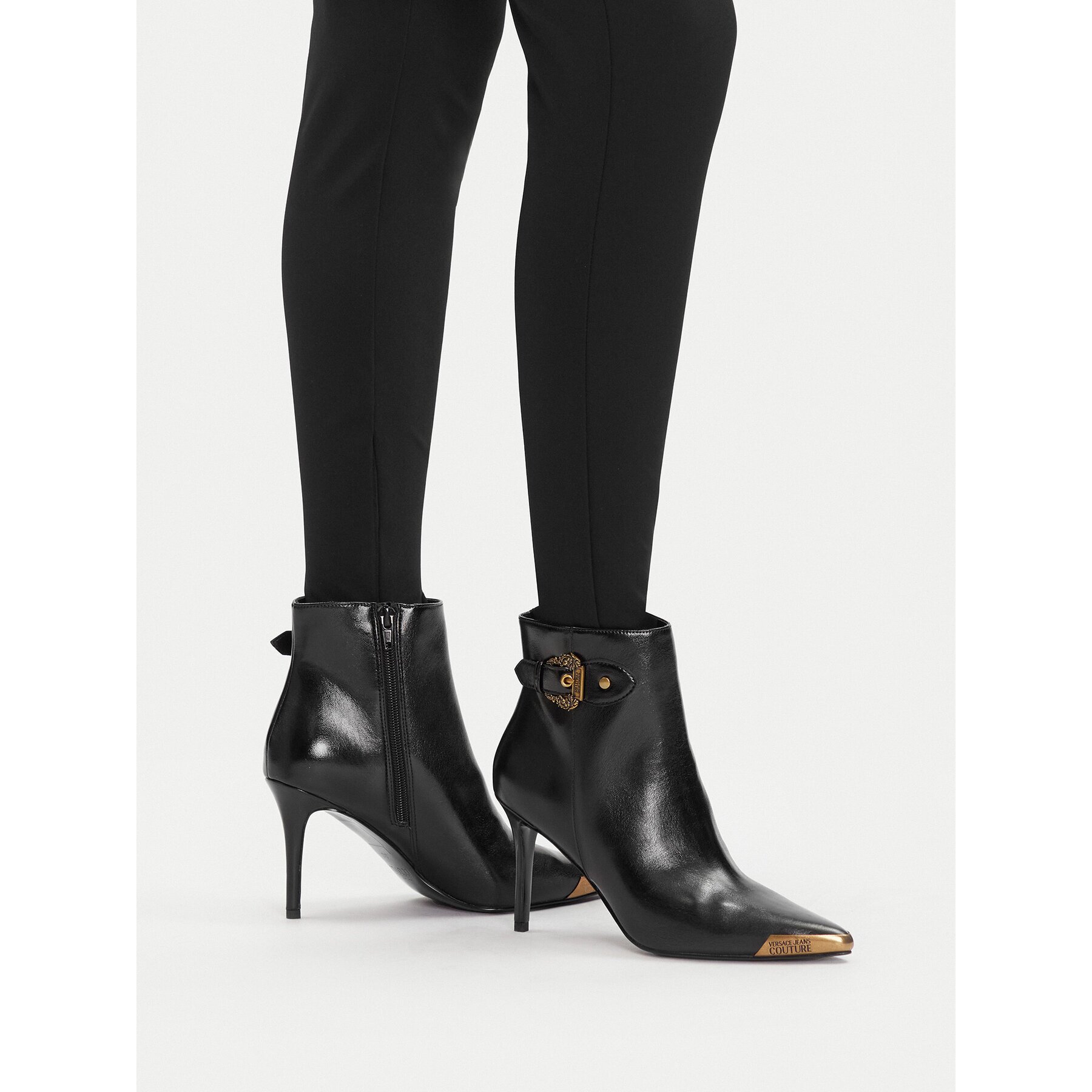 Versace Jeans Couture Боти 79VA3S57