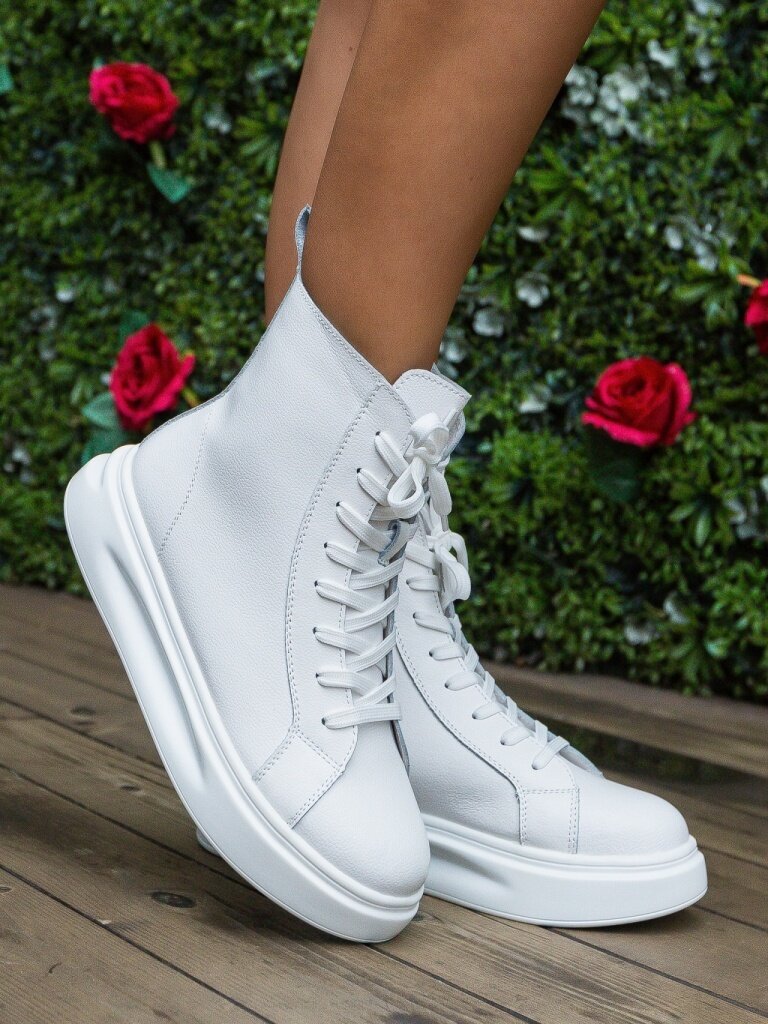 Angel Blue Боти Lexio Бели