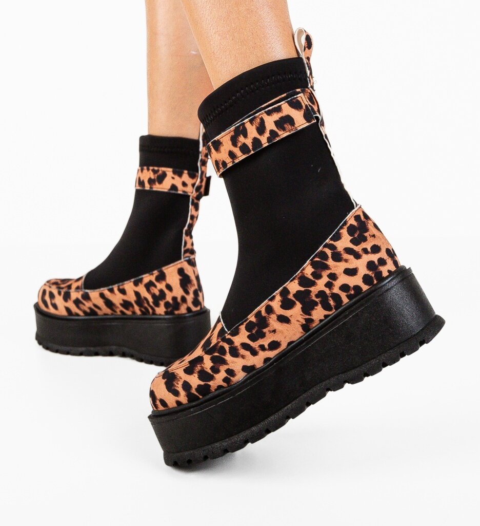 Wow Shoes Боти Azra Анимал принт