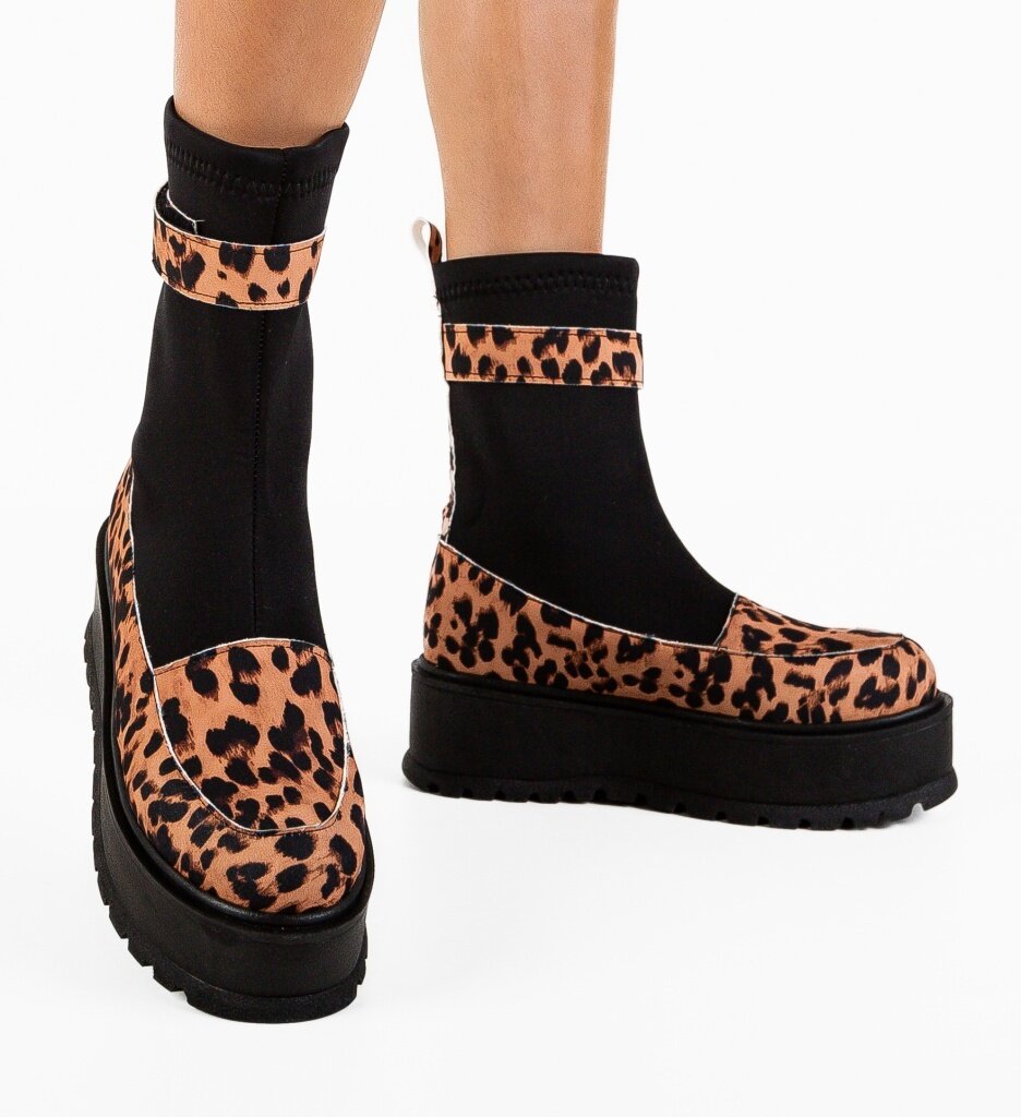 Wow Shoes Боти Azra Анимал принт